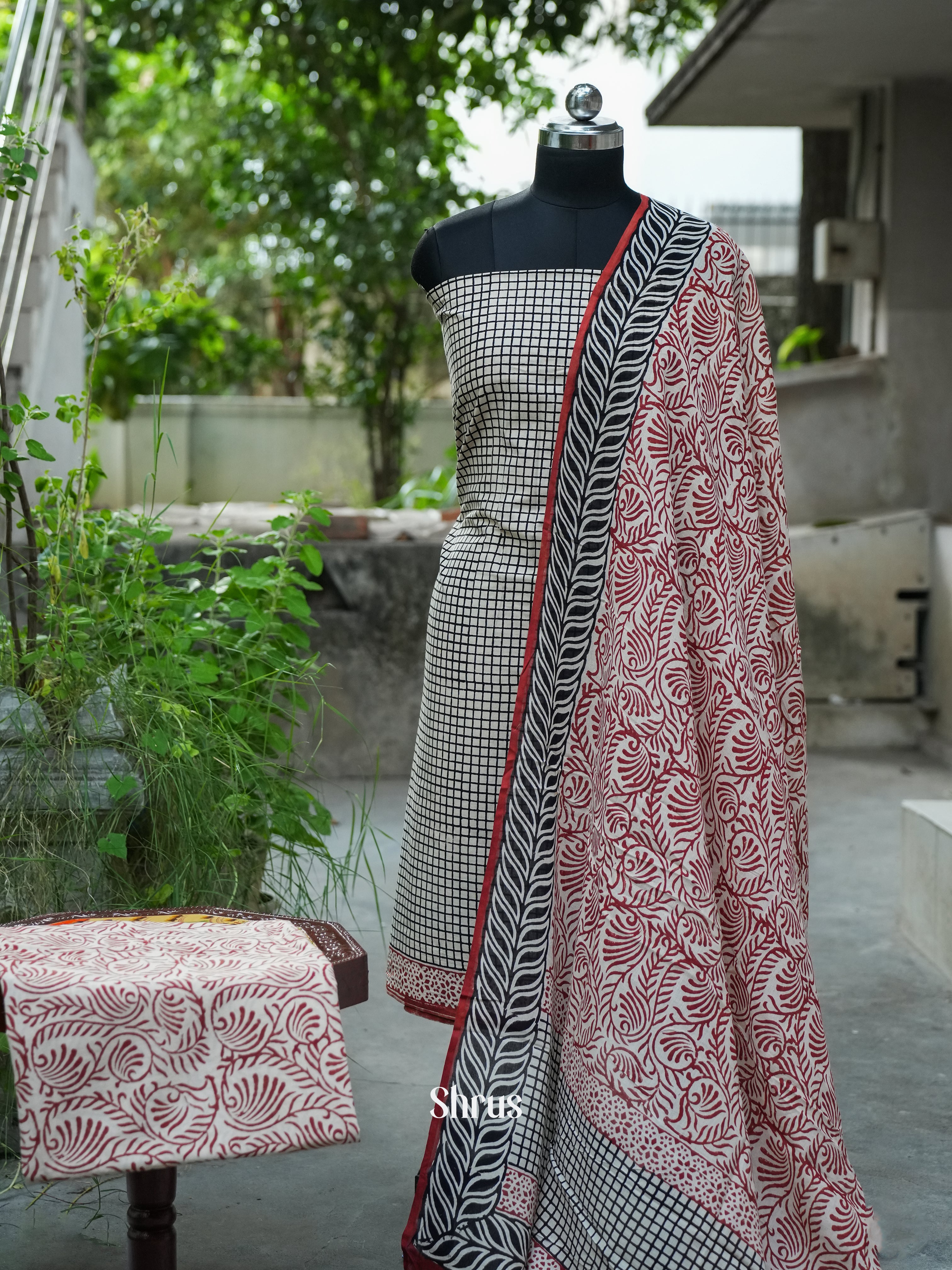 CDS16118 - Cotton salwar - Shop on ShrusEternity.com