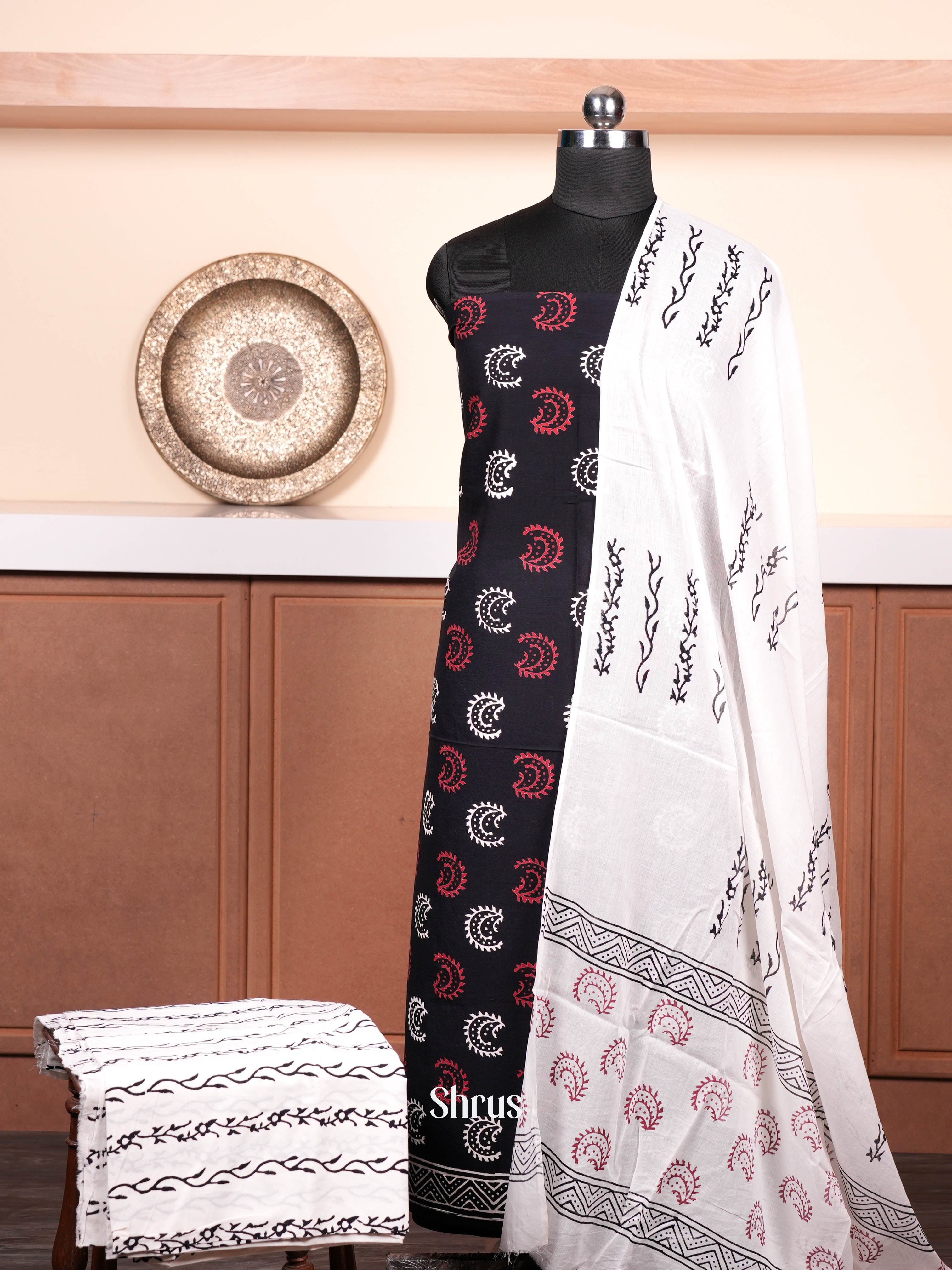 Black & White - Cotton salwar - Shop on ShrusEternity.com