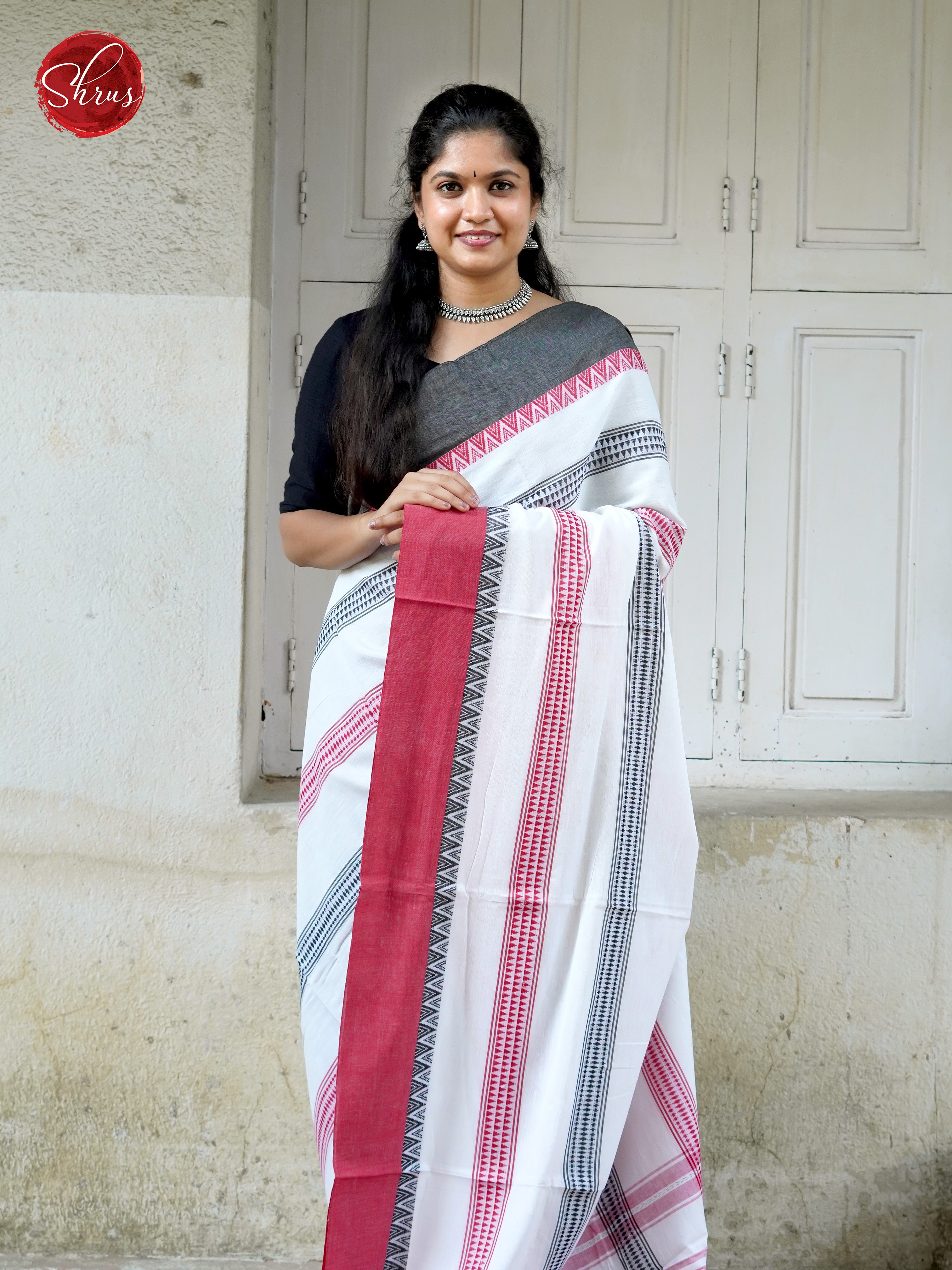 White & Red - Mercerized cotton - Shop on ShrusEternity.com