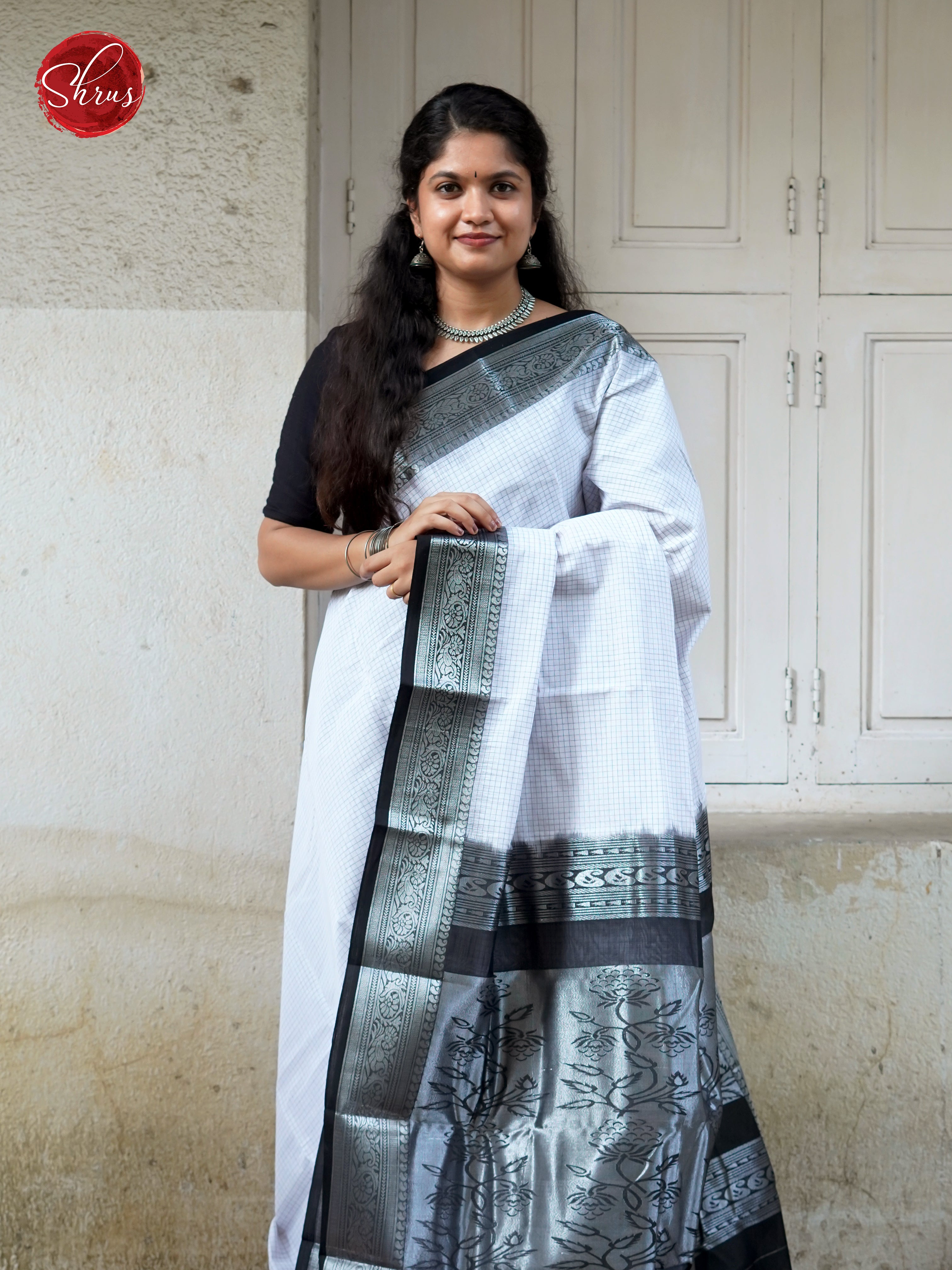 White & Grey - Mercerized cotton - Shop on ShrusEternity.com