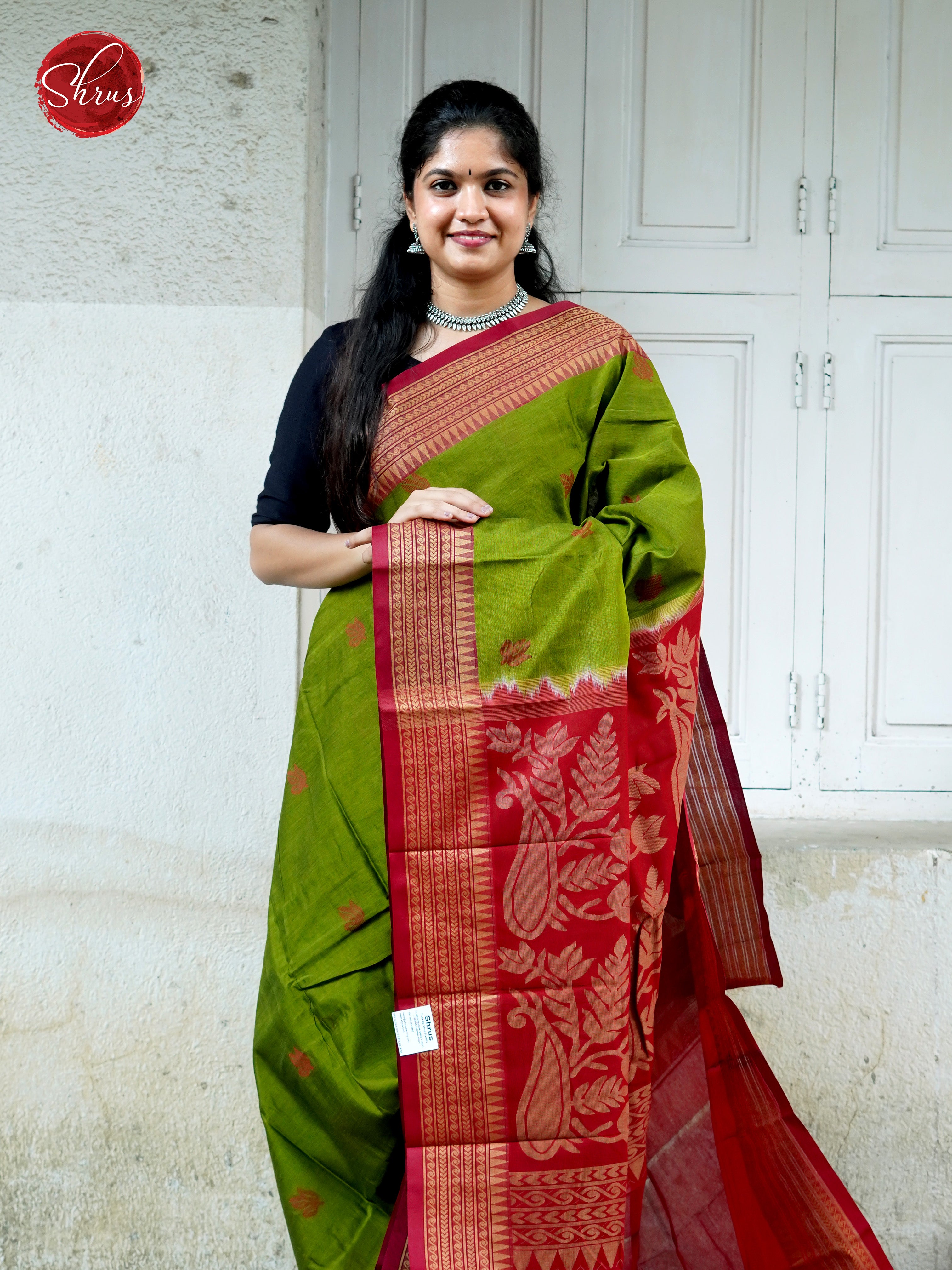 Green & Red - Mercerized cotton - Shop on ShrusEternity.com