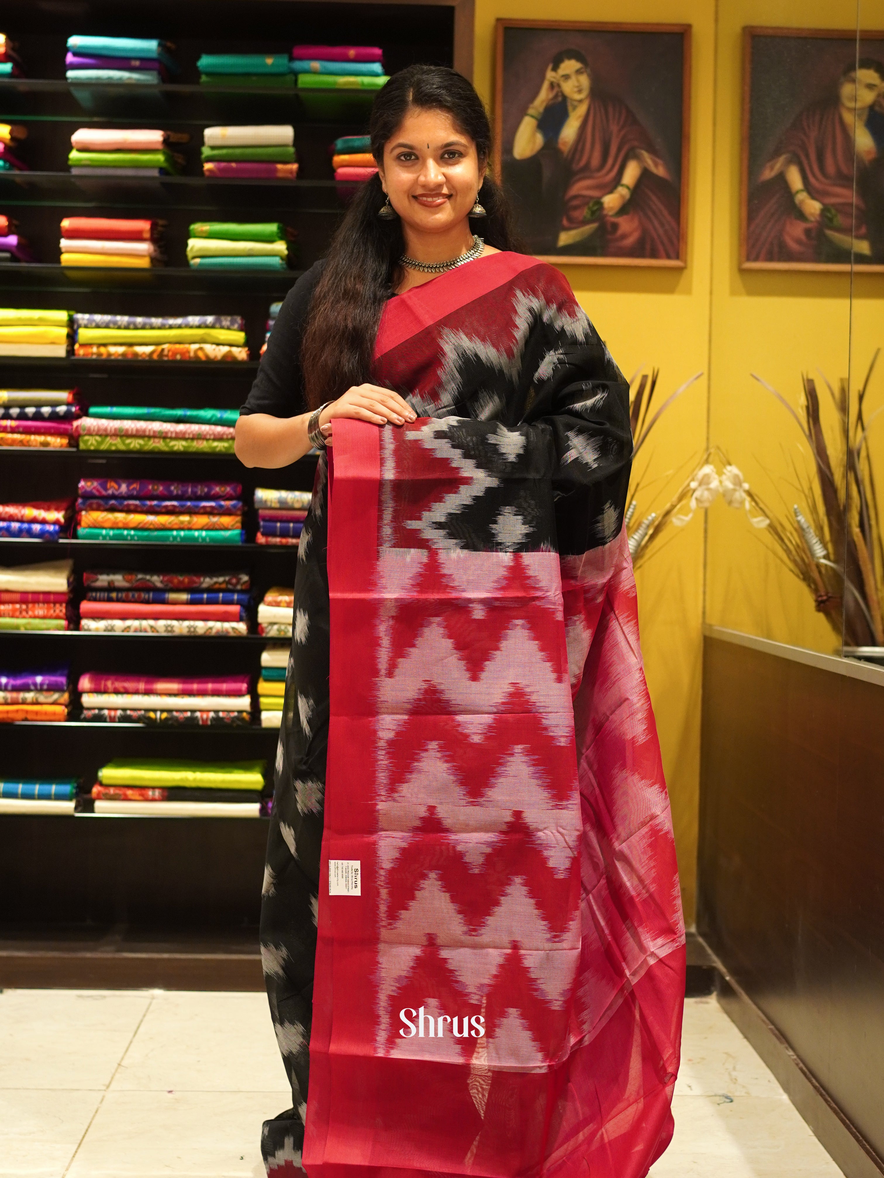 Black & Red - Dhakhai cotton Saree - Shop on ShrusEternity.com