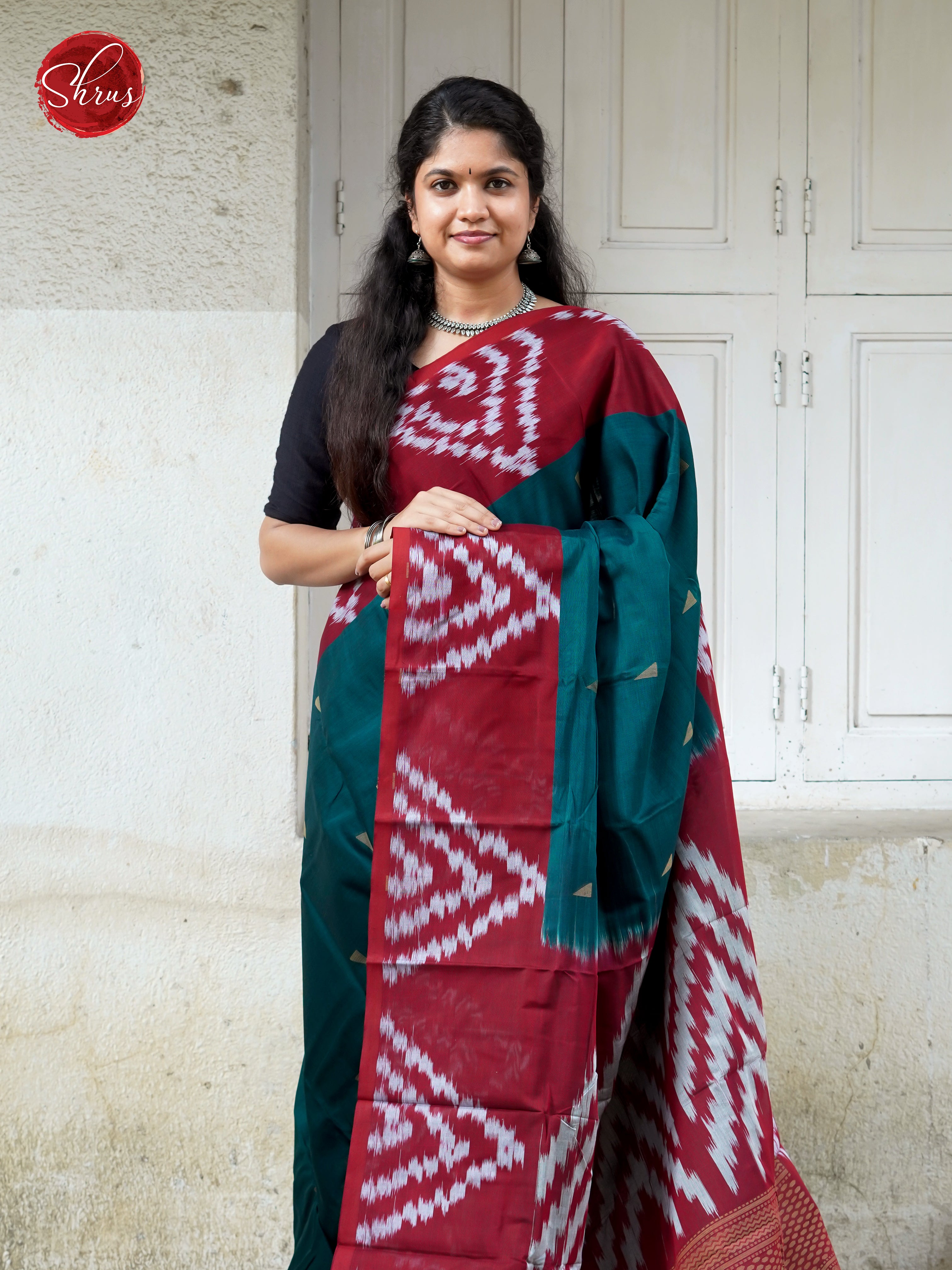 Green & Maroon - Dhakhai cotton - Shop on ShrusEternity.com