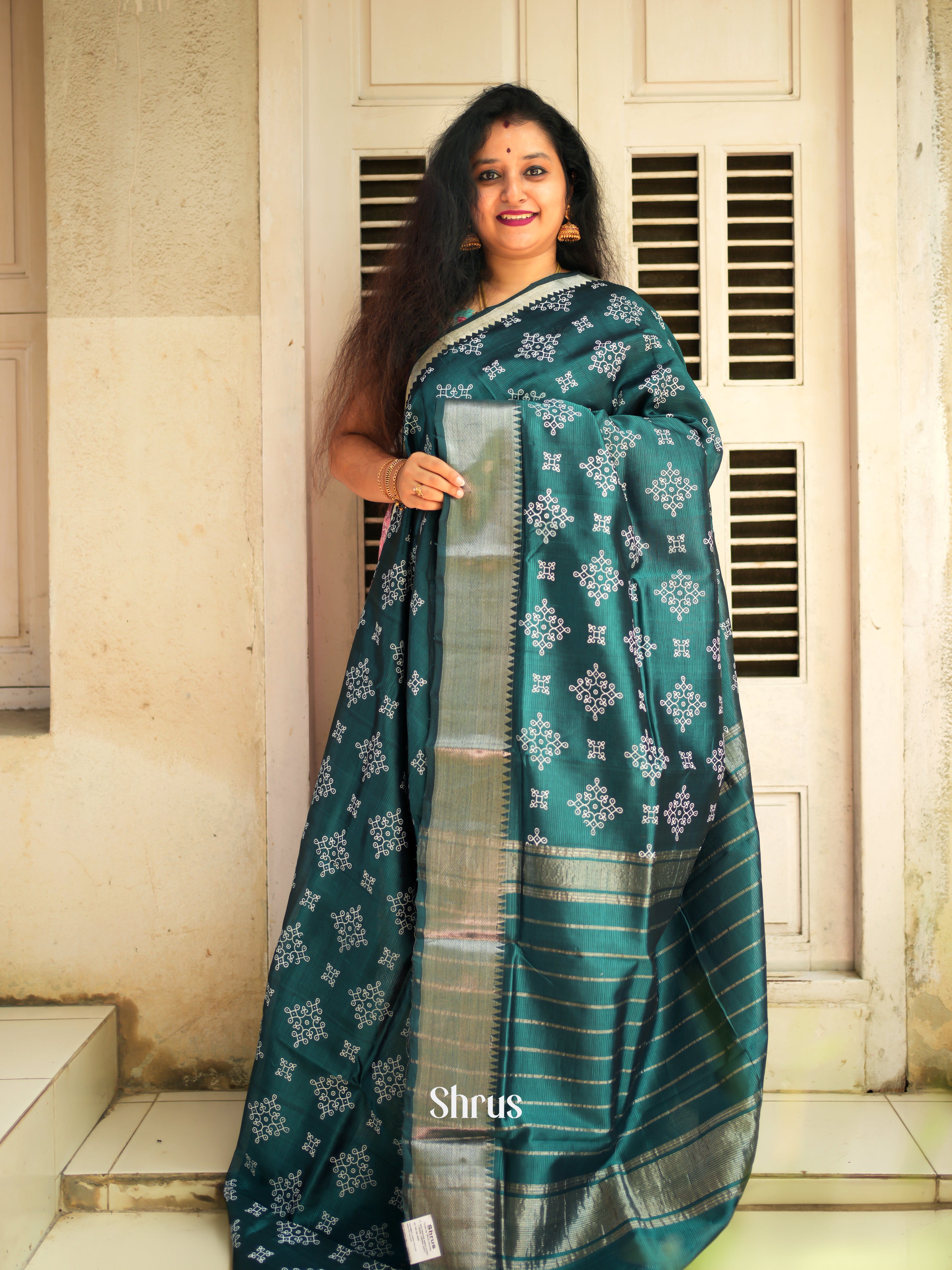 CDS25356 - Soft Silk - Shop on ShrusEternity.com