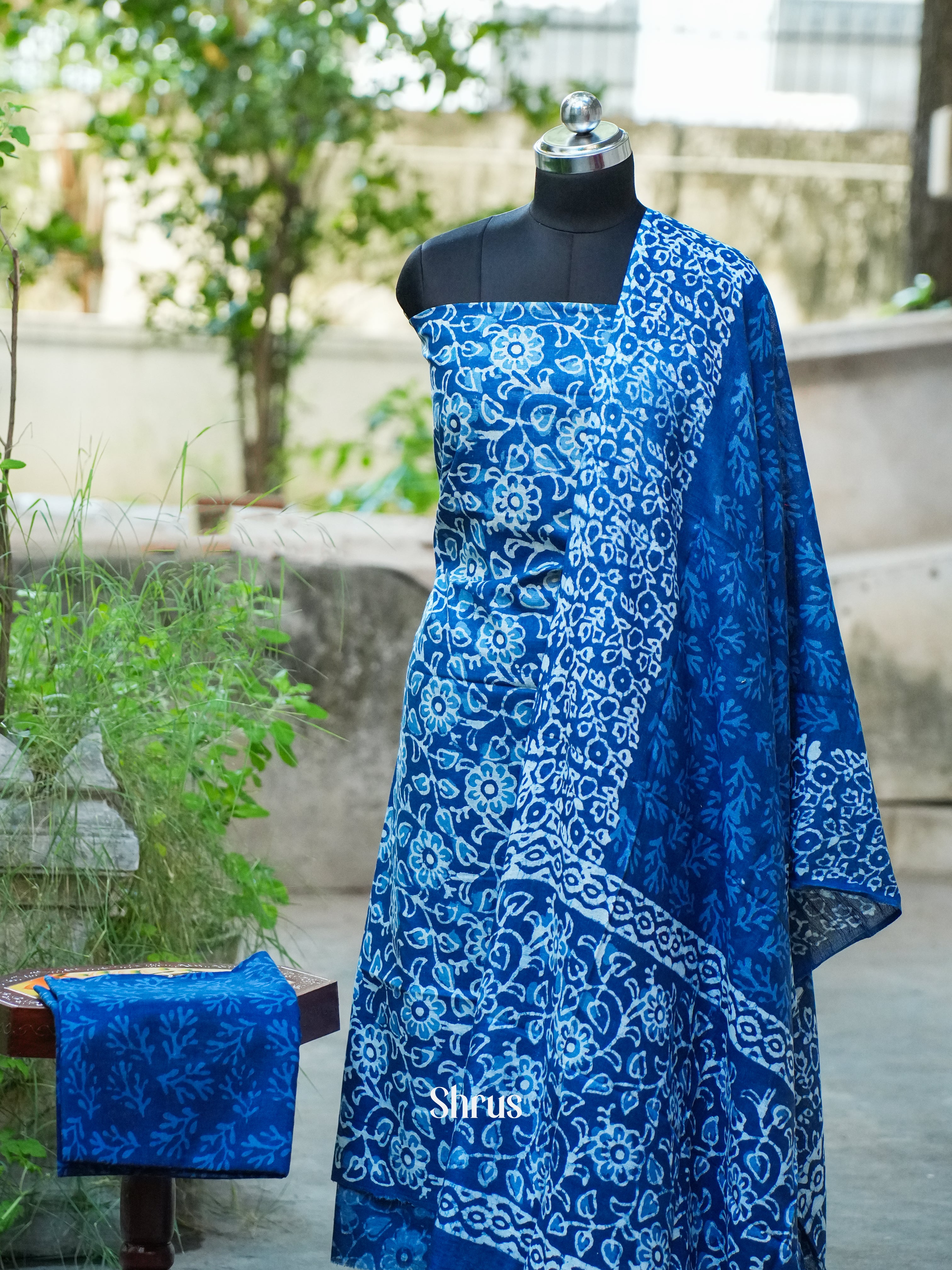 CDS27385 - Cotton salwar - Shop on ShrusEternity.com