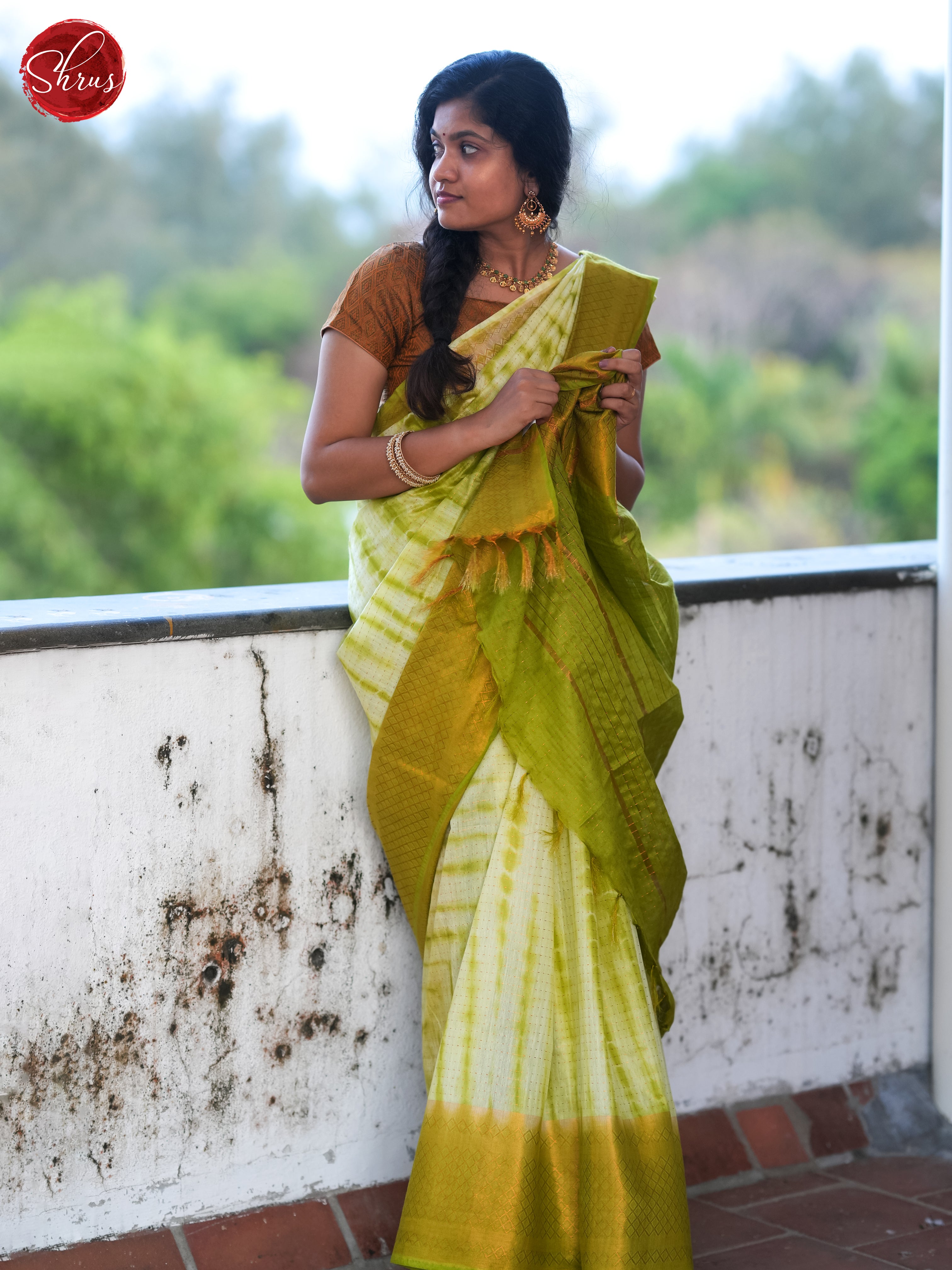 Cream & Green - Shibori Saree - Shop on ShrusEternity.com