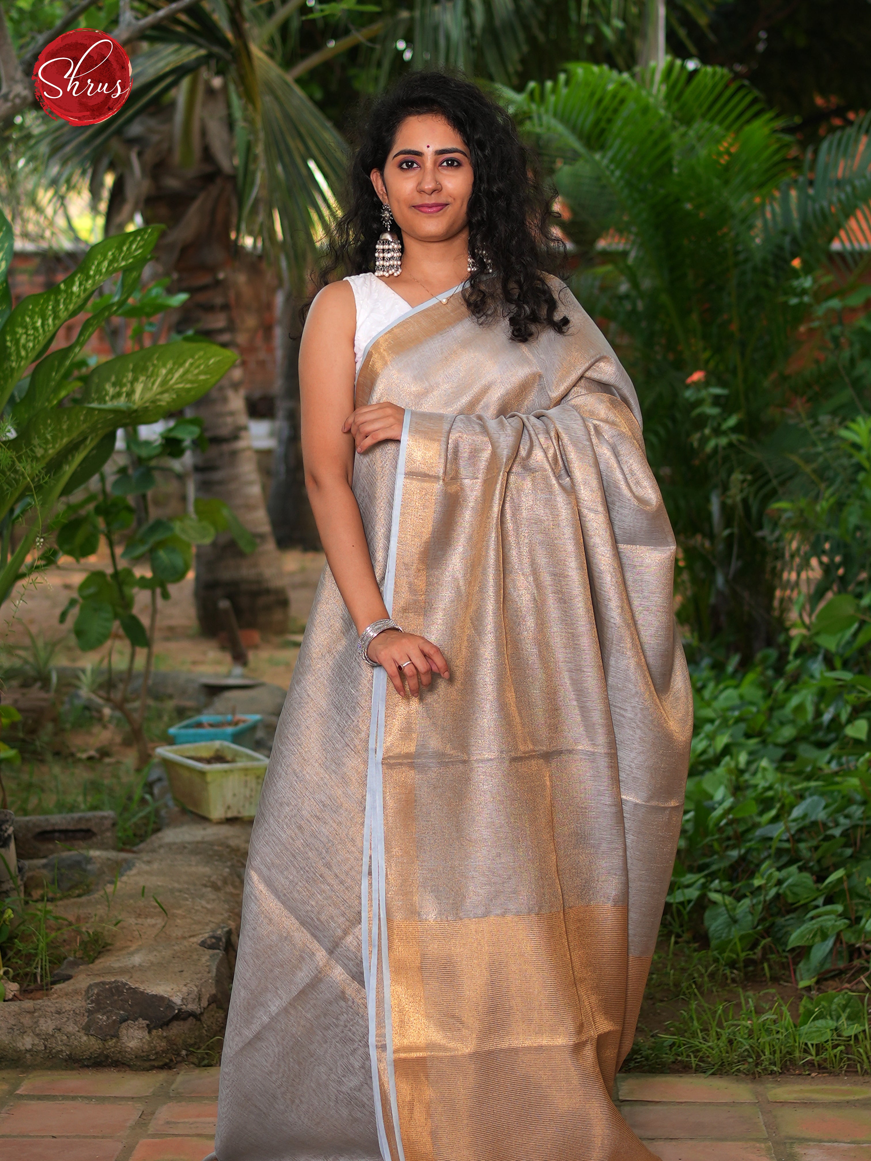 Grey(single Tone) - Linen Saree - Shop on ShrusEternity.com