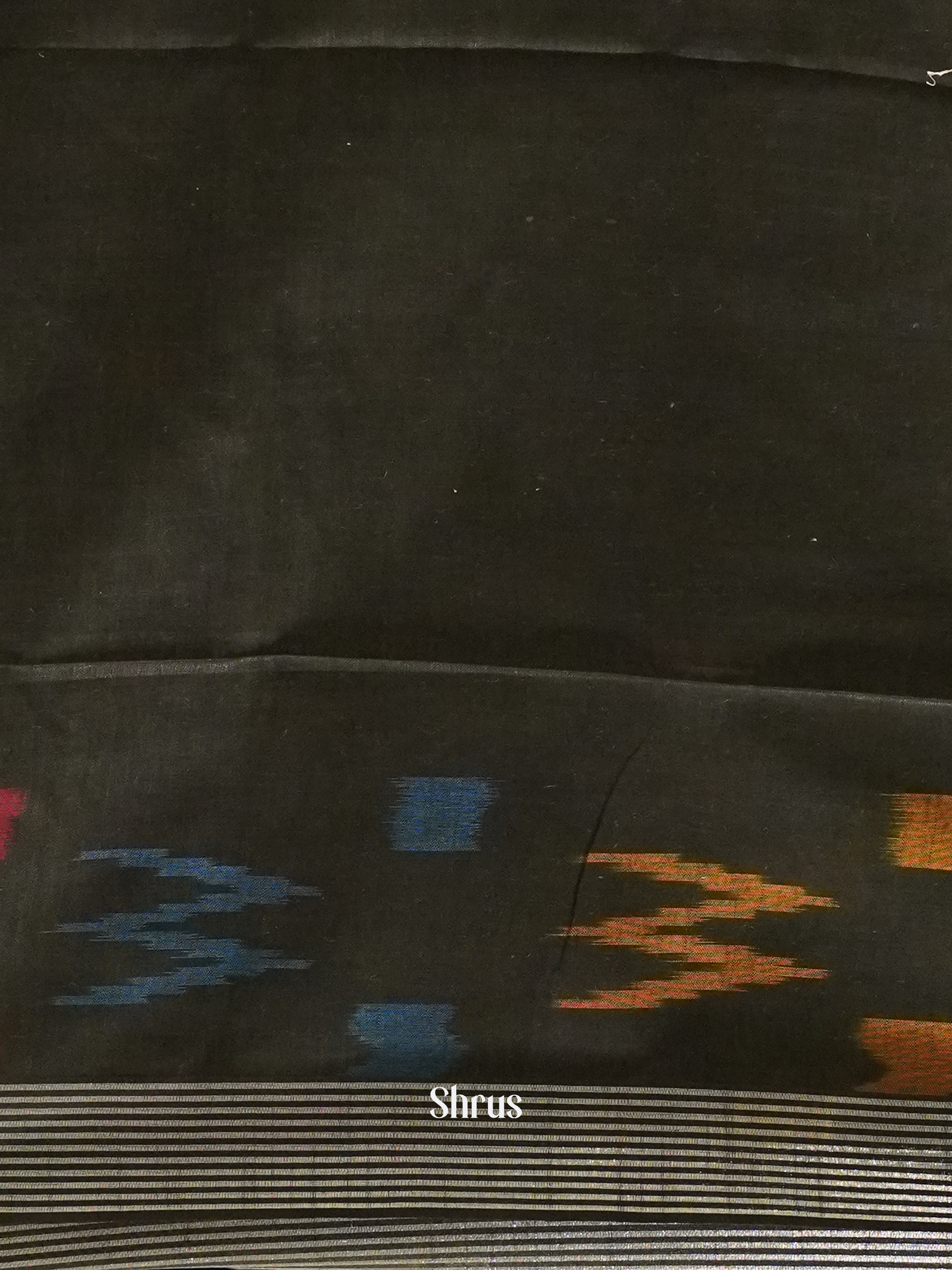 CES03077 - Semi Ikkat Saree - Shop on ShrusEternity.com