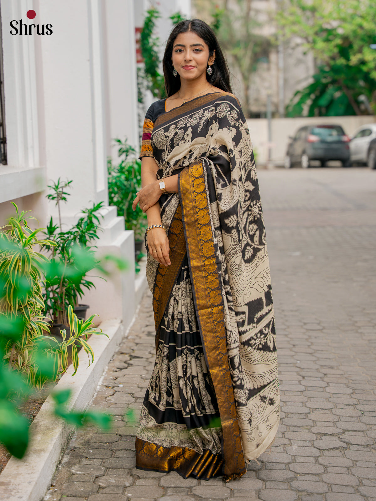 Black & Beige - Chennur-kalamkari