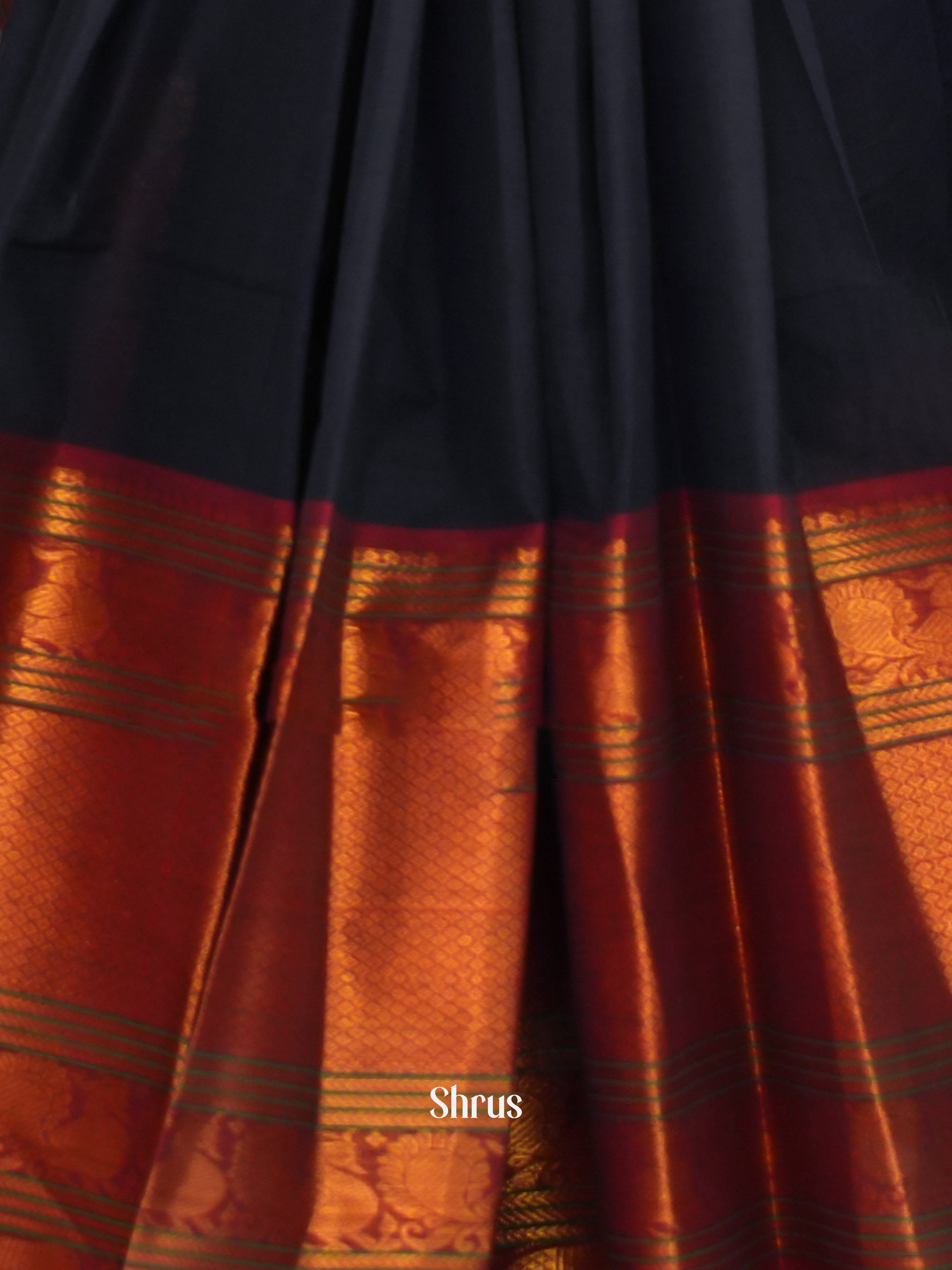 Black & Red - Narayanpet Cotton Saree - Shop on ShrusEternity.com