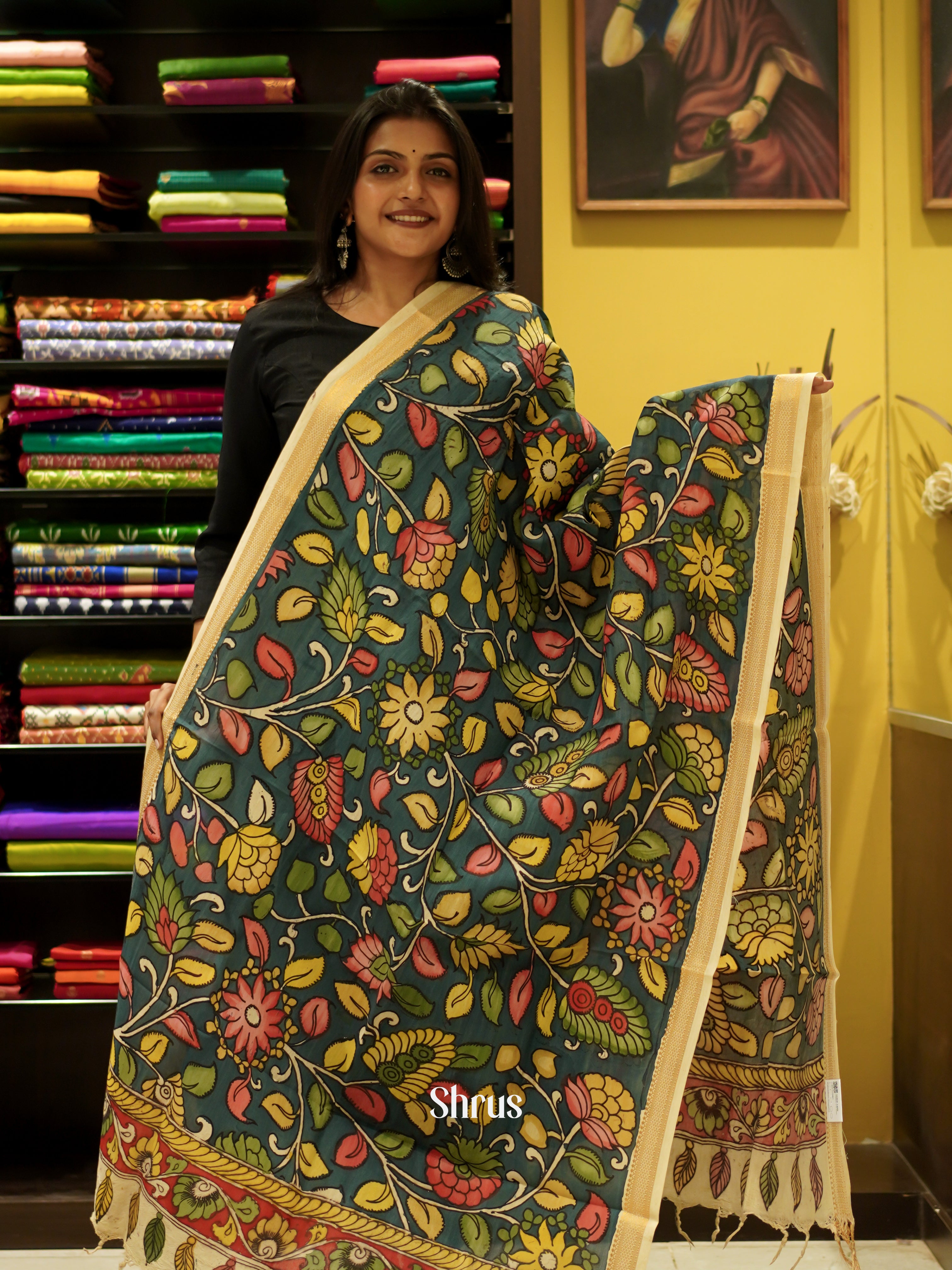 Green & Cream - Pen Kalamkari Dupatta - Shop on ShrusEternity.com