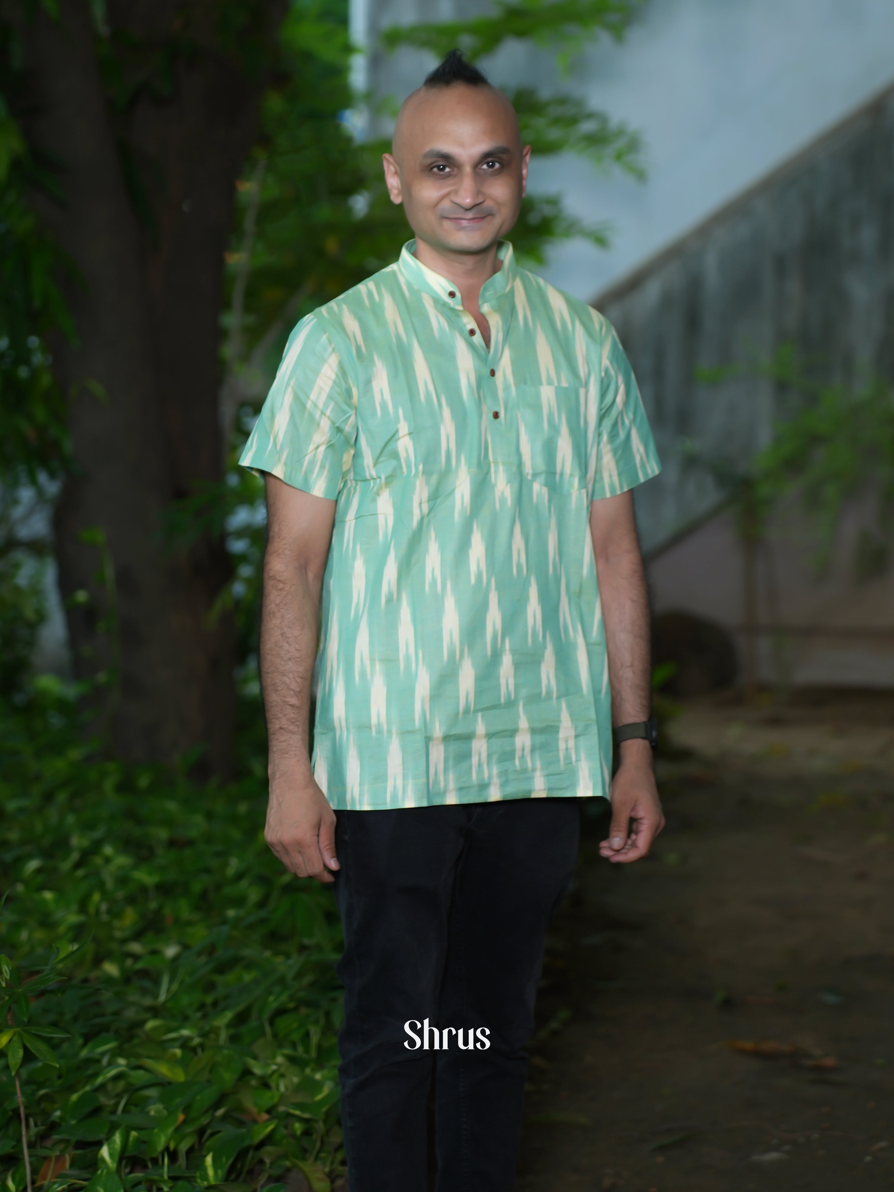Green - Readymade mens Kurta - Shop on ShrusEternity.com