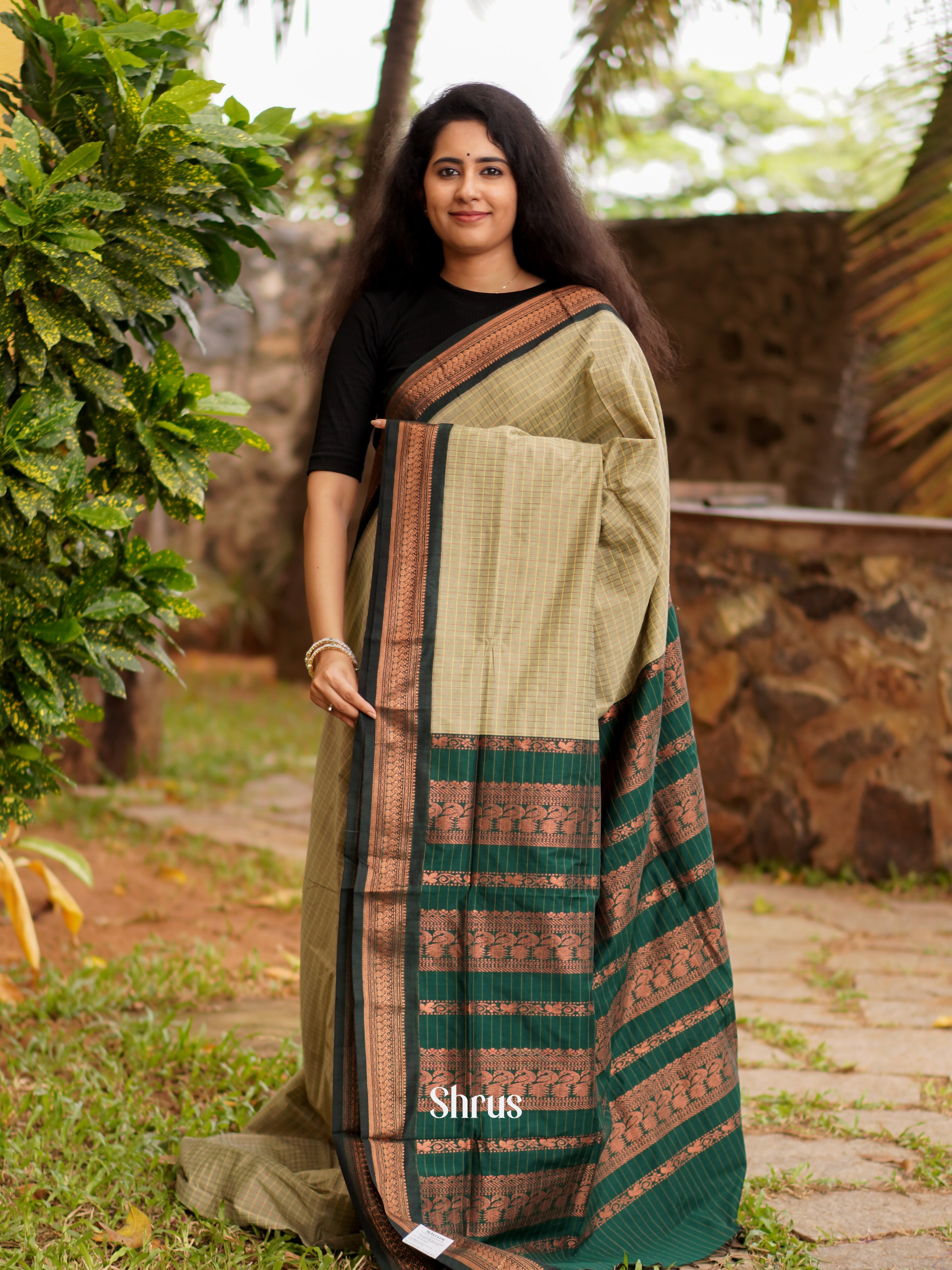 Elachi Green & Green - Kalyani Cotton Saree - Shop on ShrusEternity.com