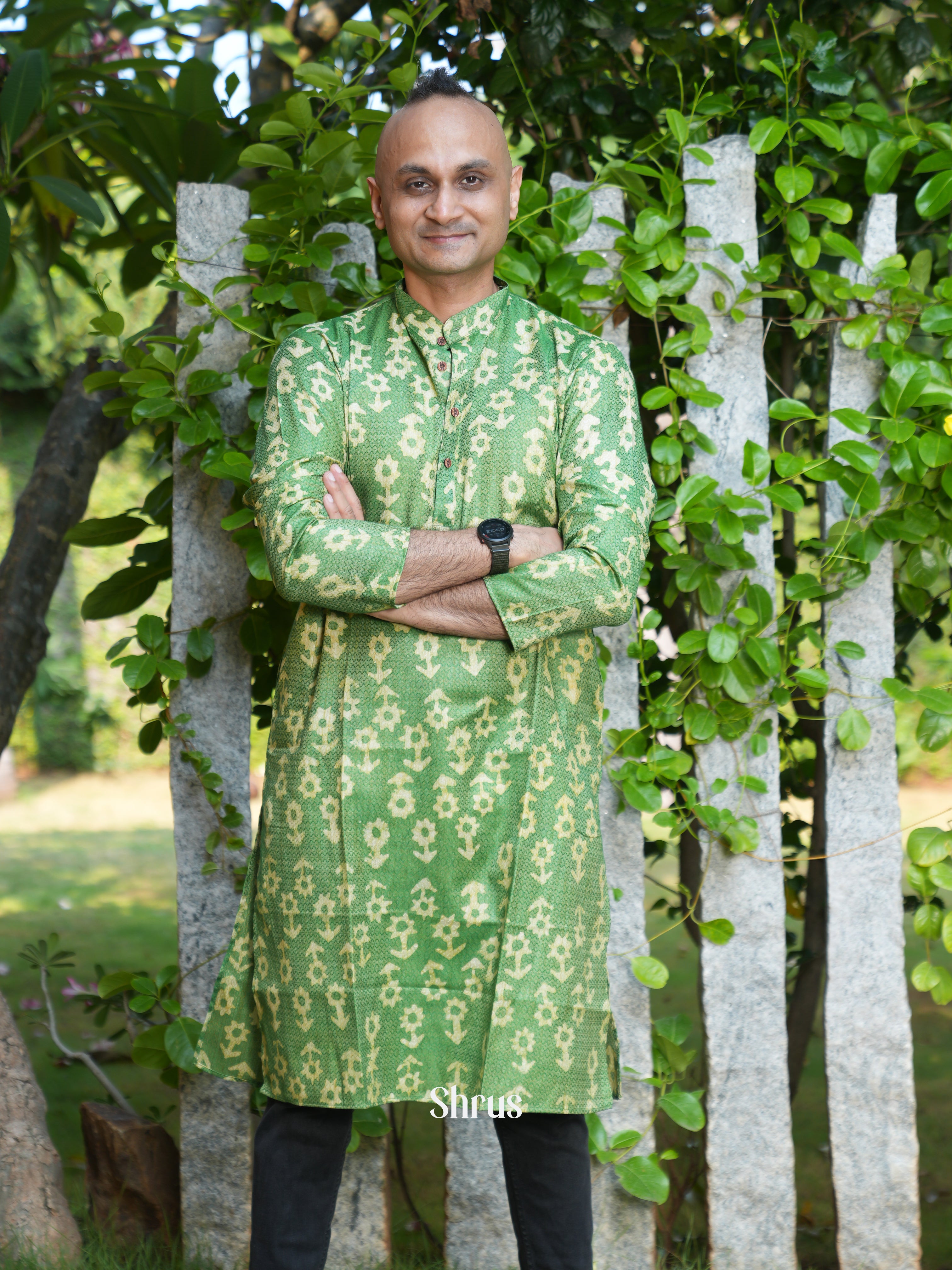 Green - Readymade mens Kurta - Shop on ShrusEternity.com