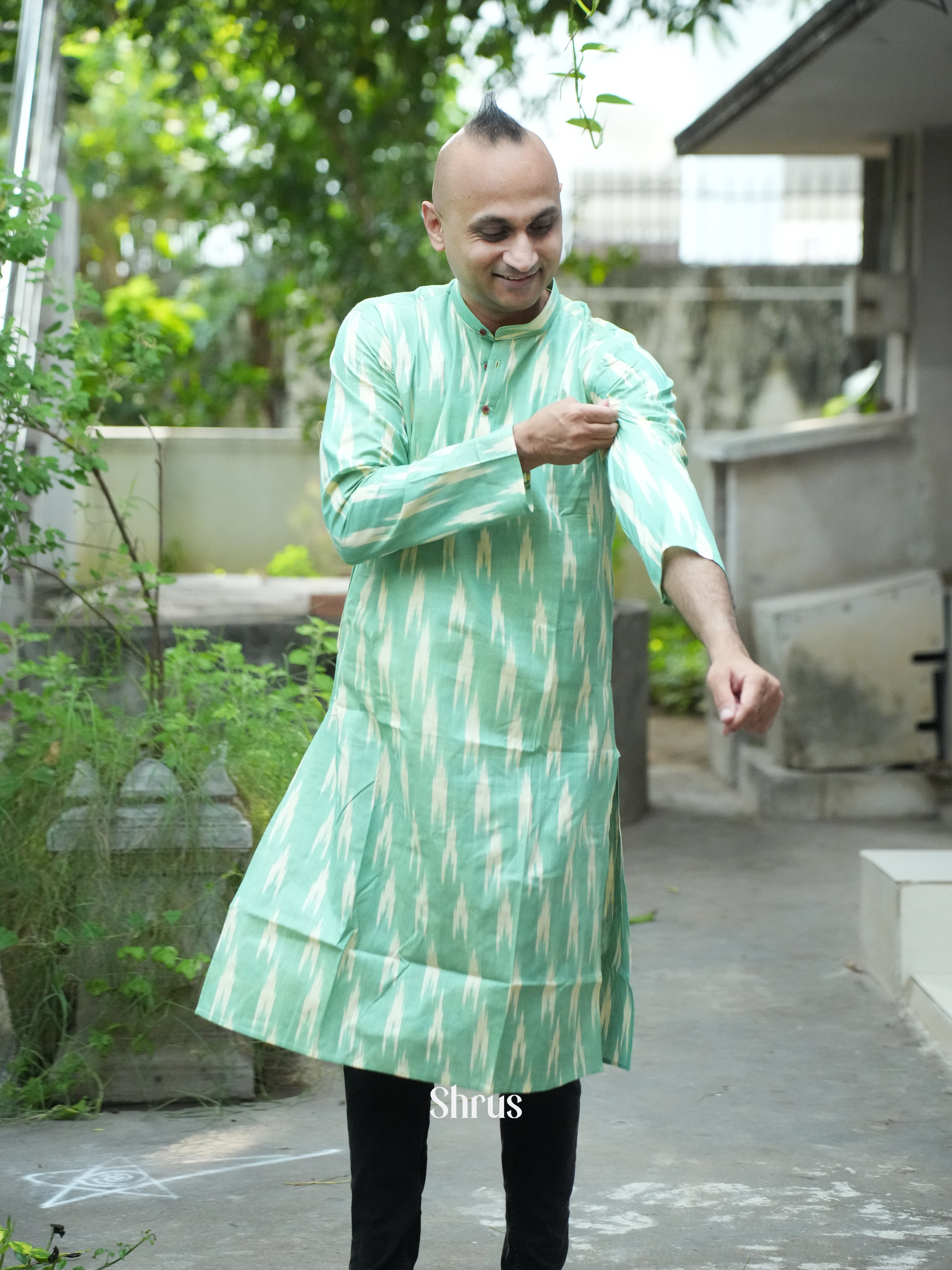 CES18510 - Readymade Mens Kurta - Shop on ShrusEternity.com