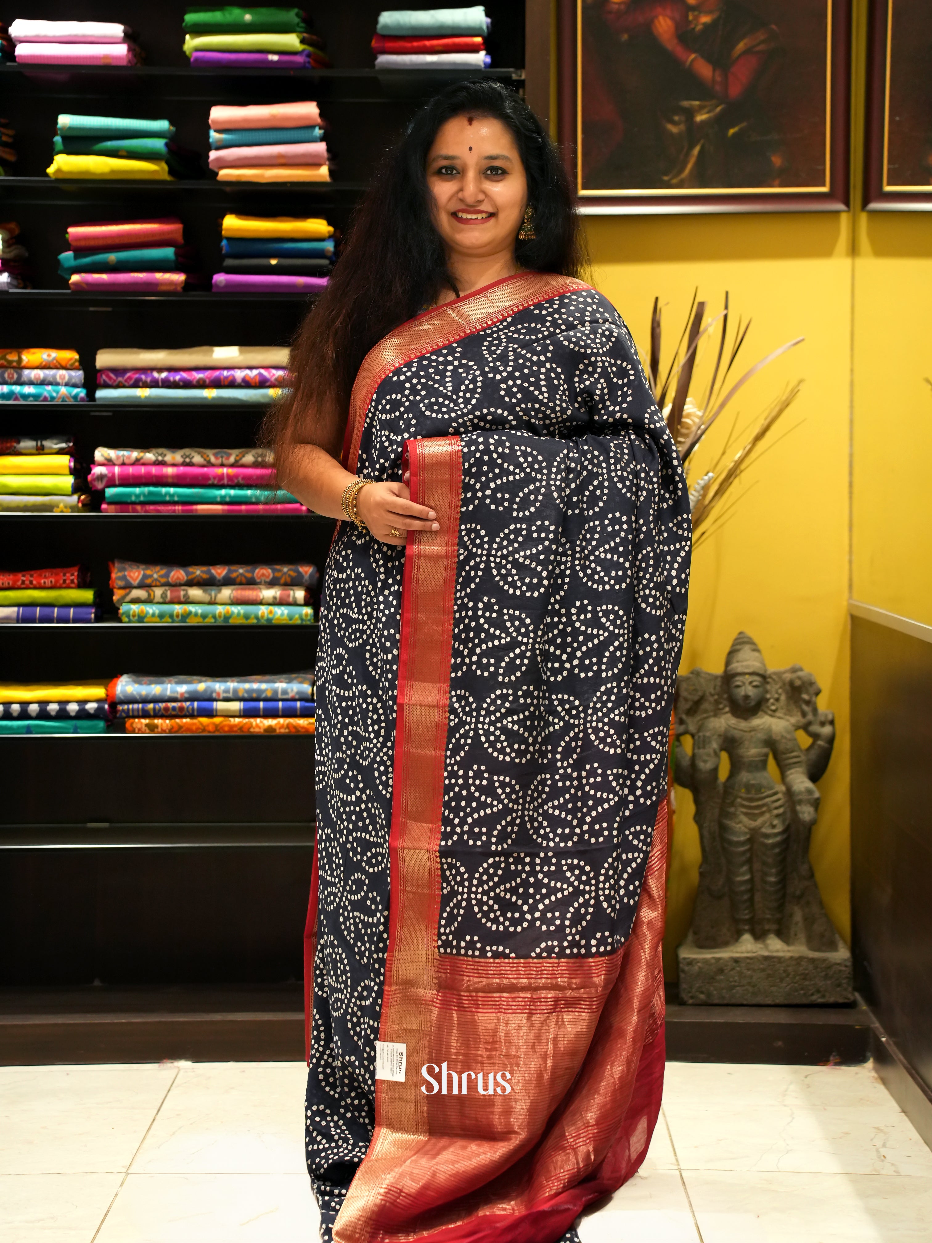 Black & Red - Art Modal Saree - Shop on ShrusEternity.com