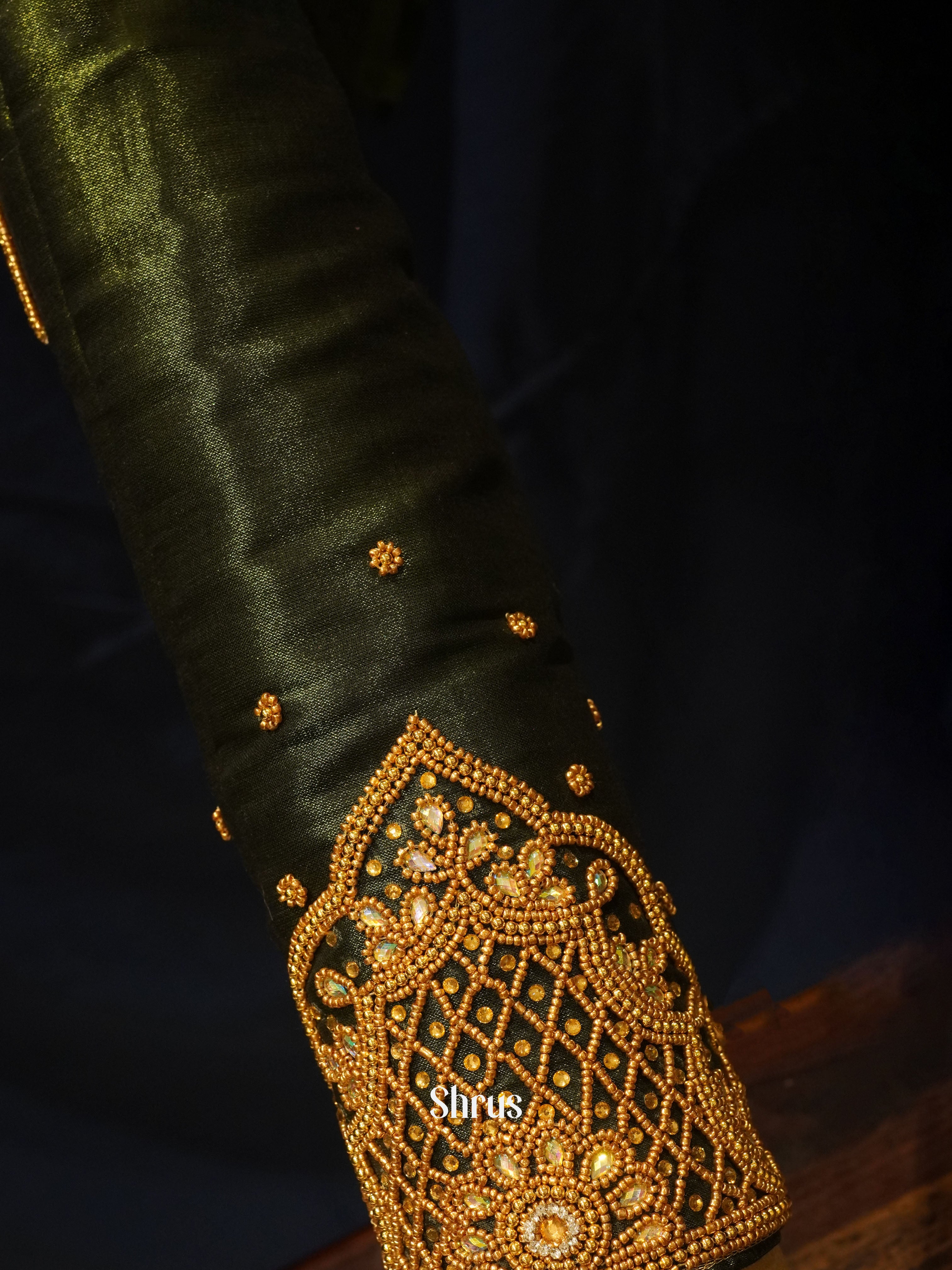 CES24109 -Aari Blous - Shop on ShrusEternity.com