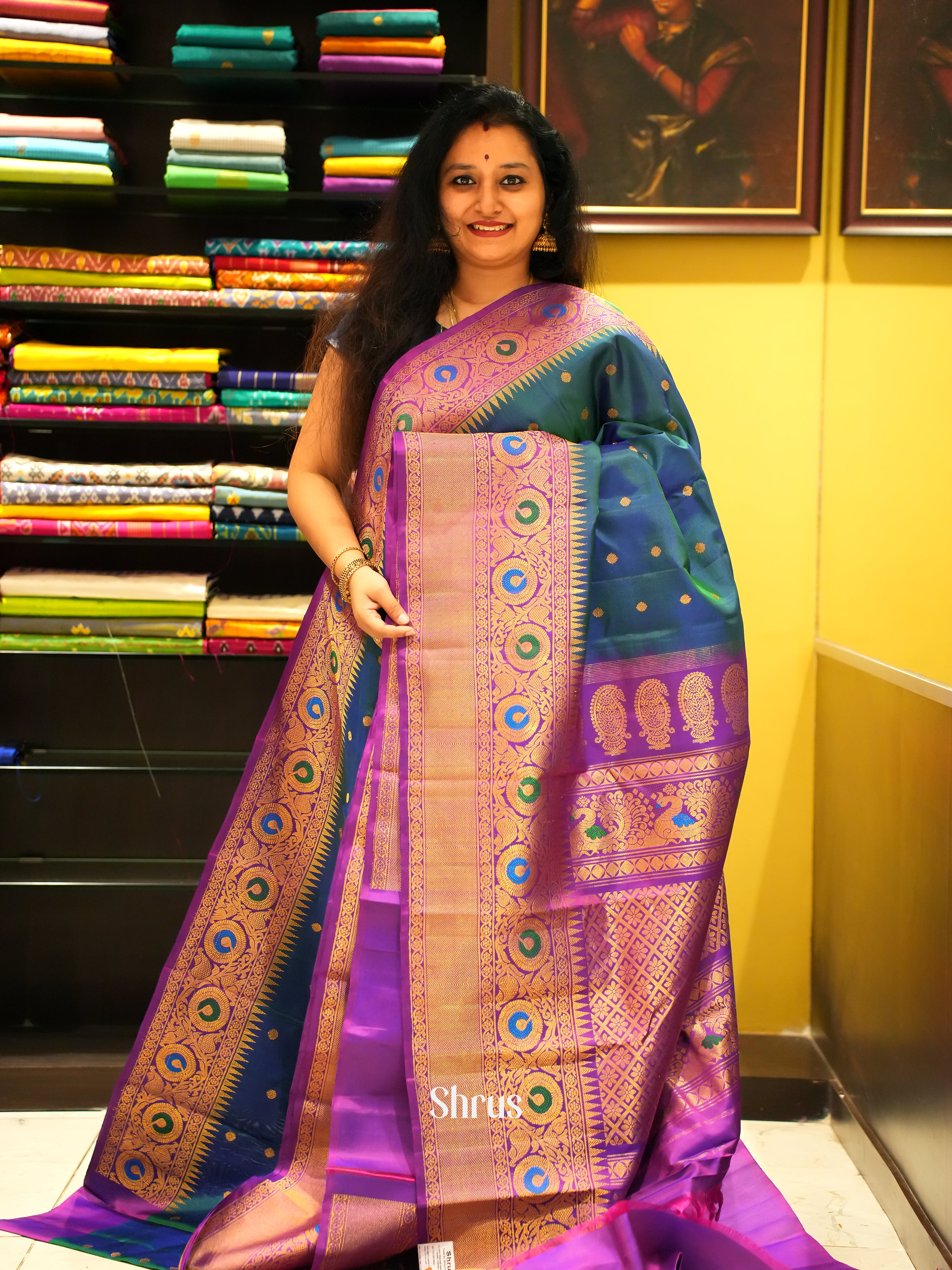 Peacock Blue & Majenta - Gadwal Silk Saree - Shop on ShrusEternity.com