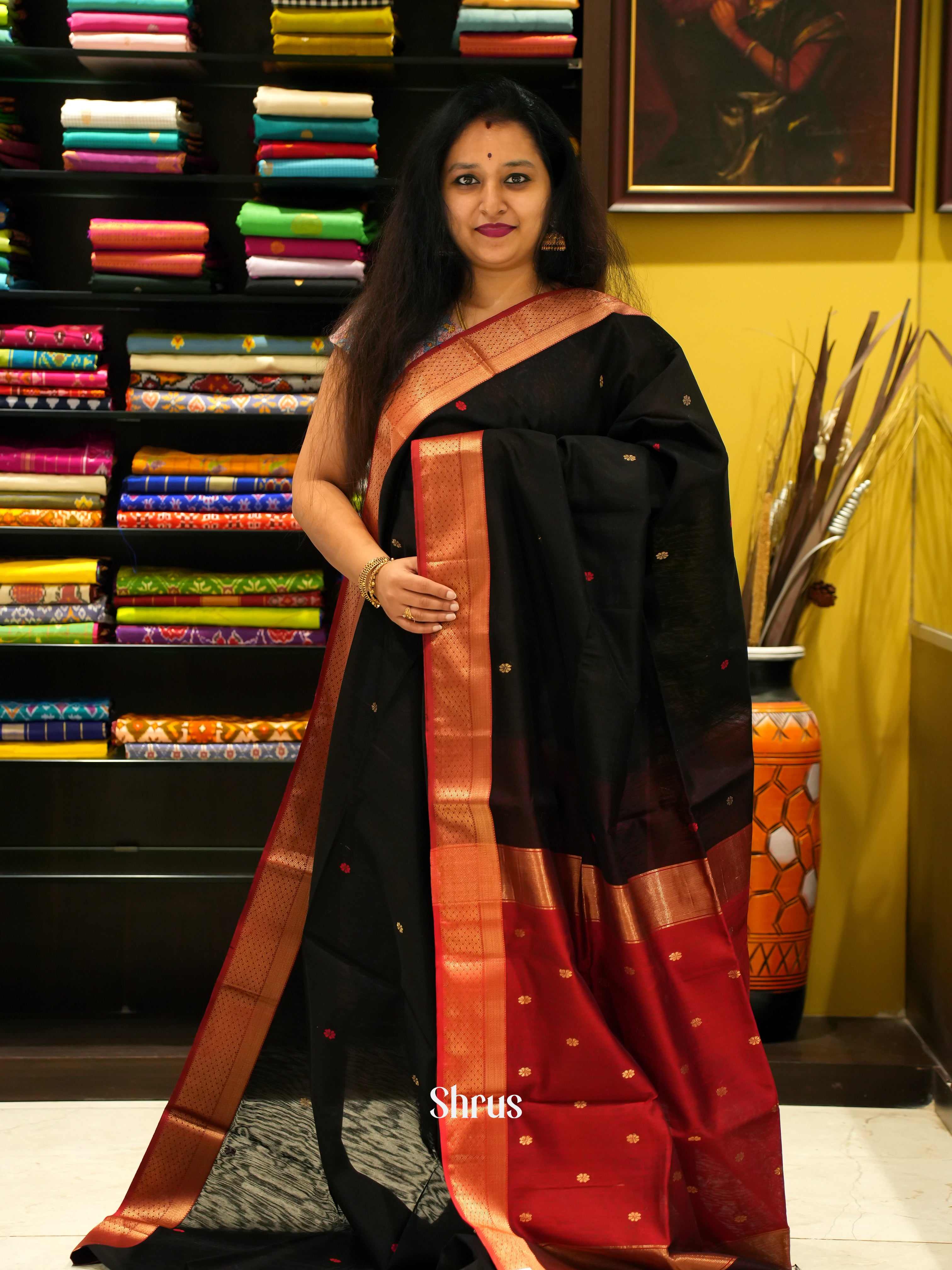 Black & Red - Maheshwari silkcotton Saree - Shop on ShrusEternity.com