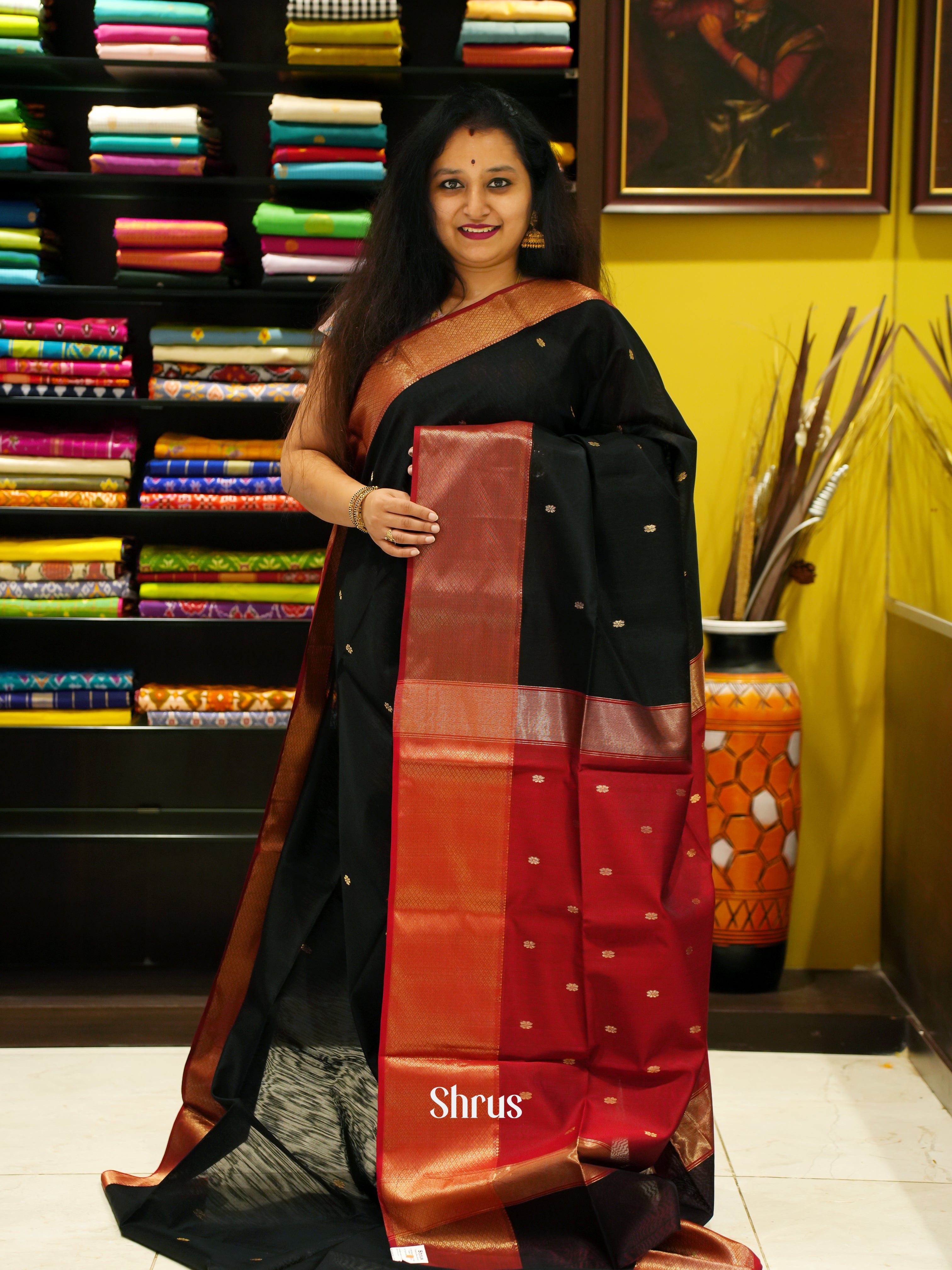 Black & Red - Maheshwari silkcotton Saree - Shop on ShrusEternity.com