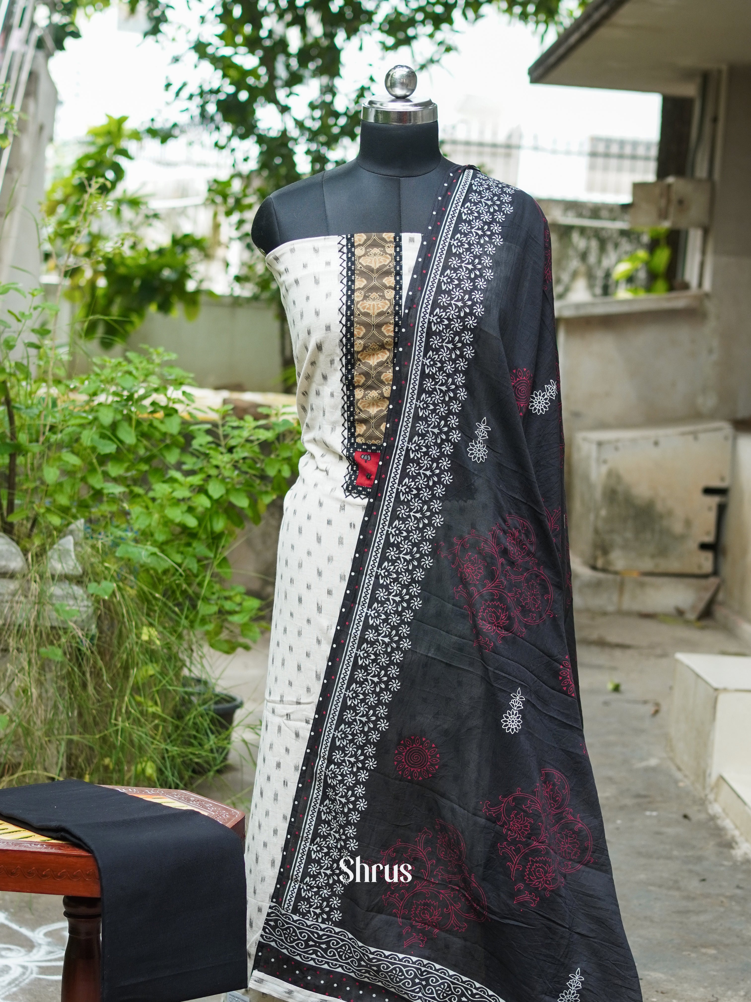 White & Black - Cotton salwar - Shop on ShrusEternity.com