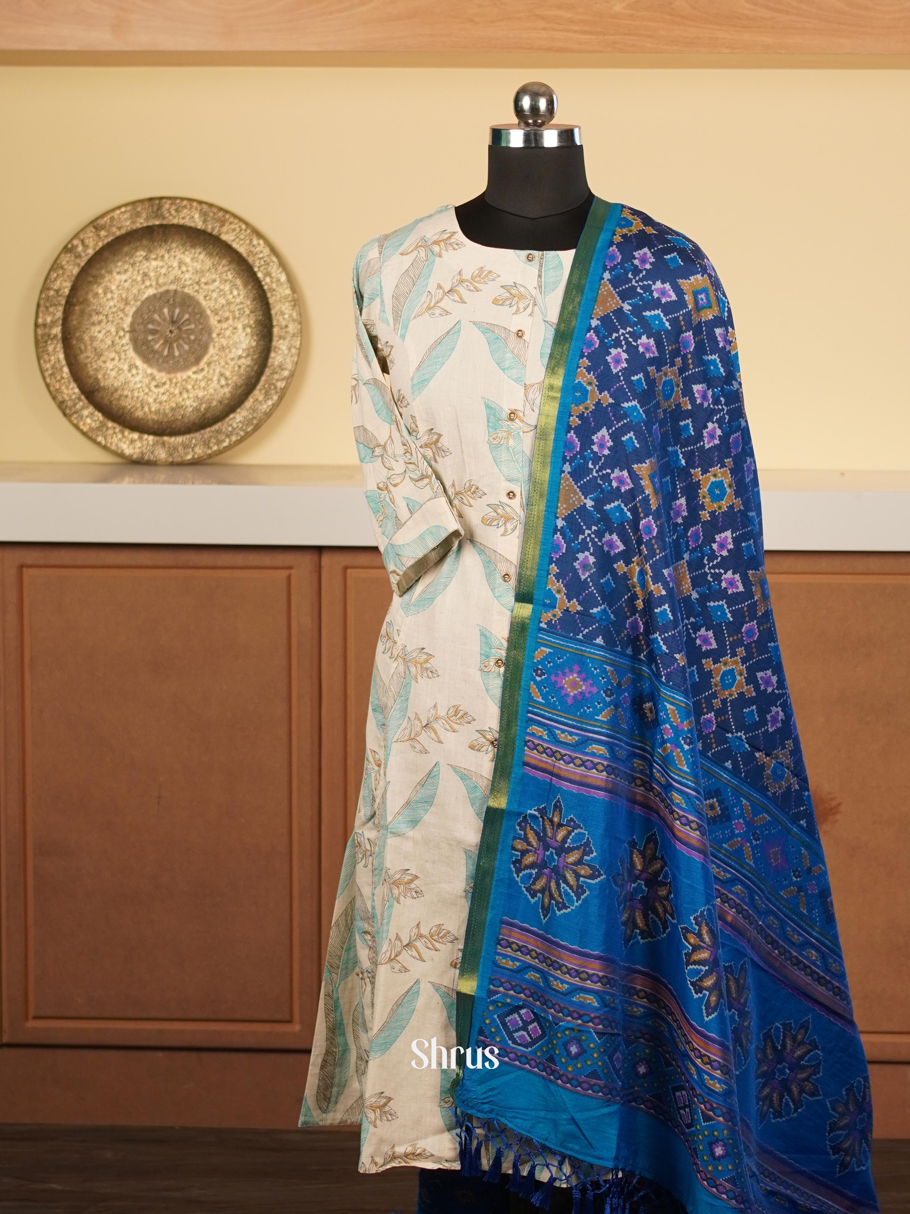 Indigo & Teal - Dupatta - Shop on ShrusEternity.com