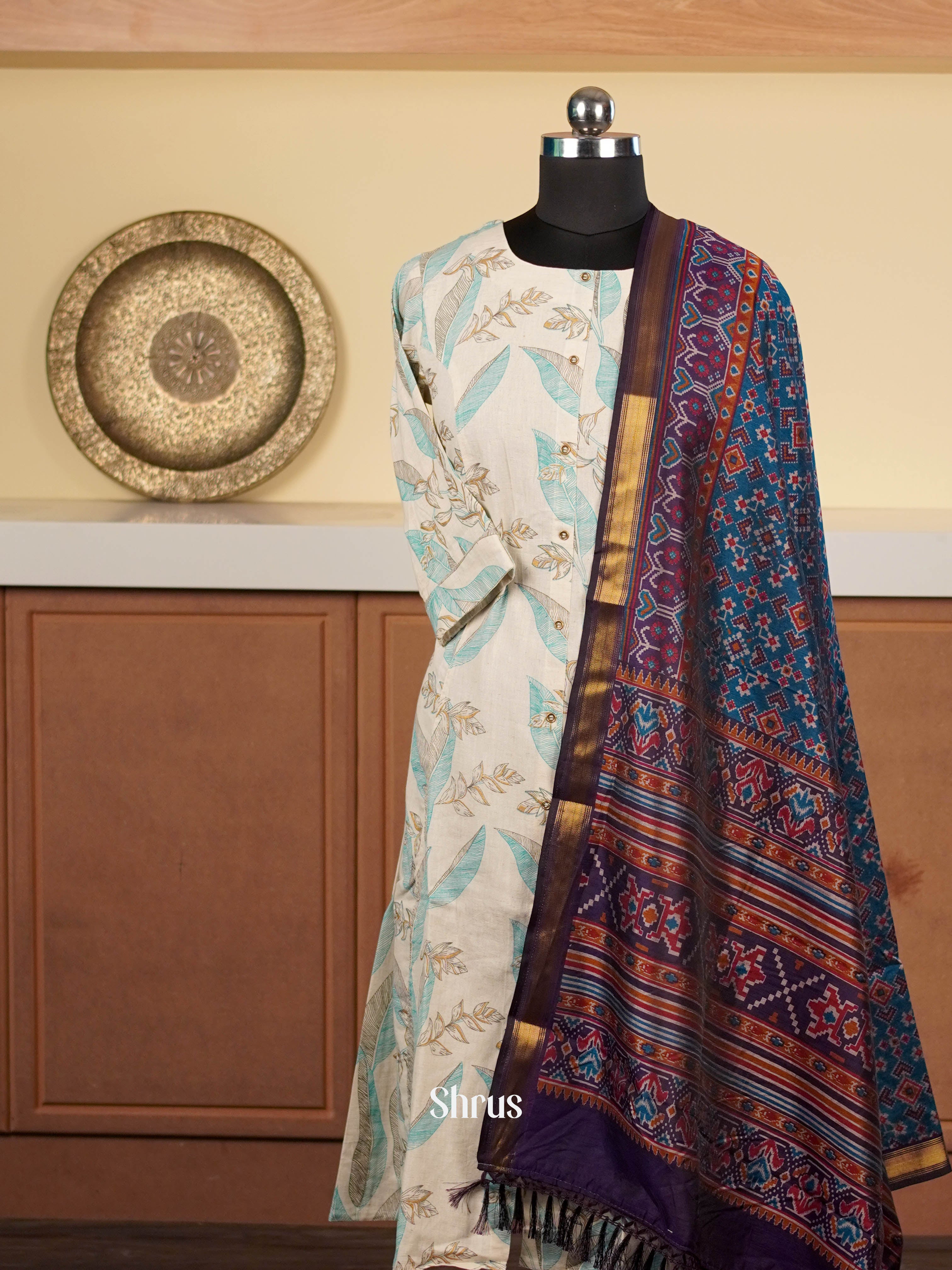 Blue & Violet - Dupatta - Shop on ShrusEternity.com