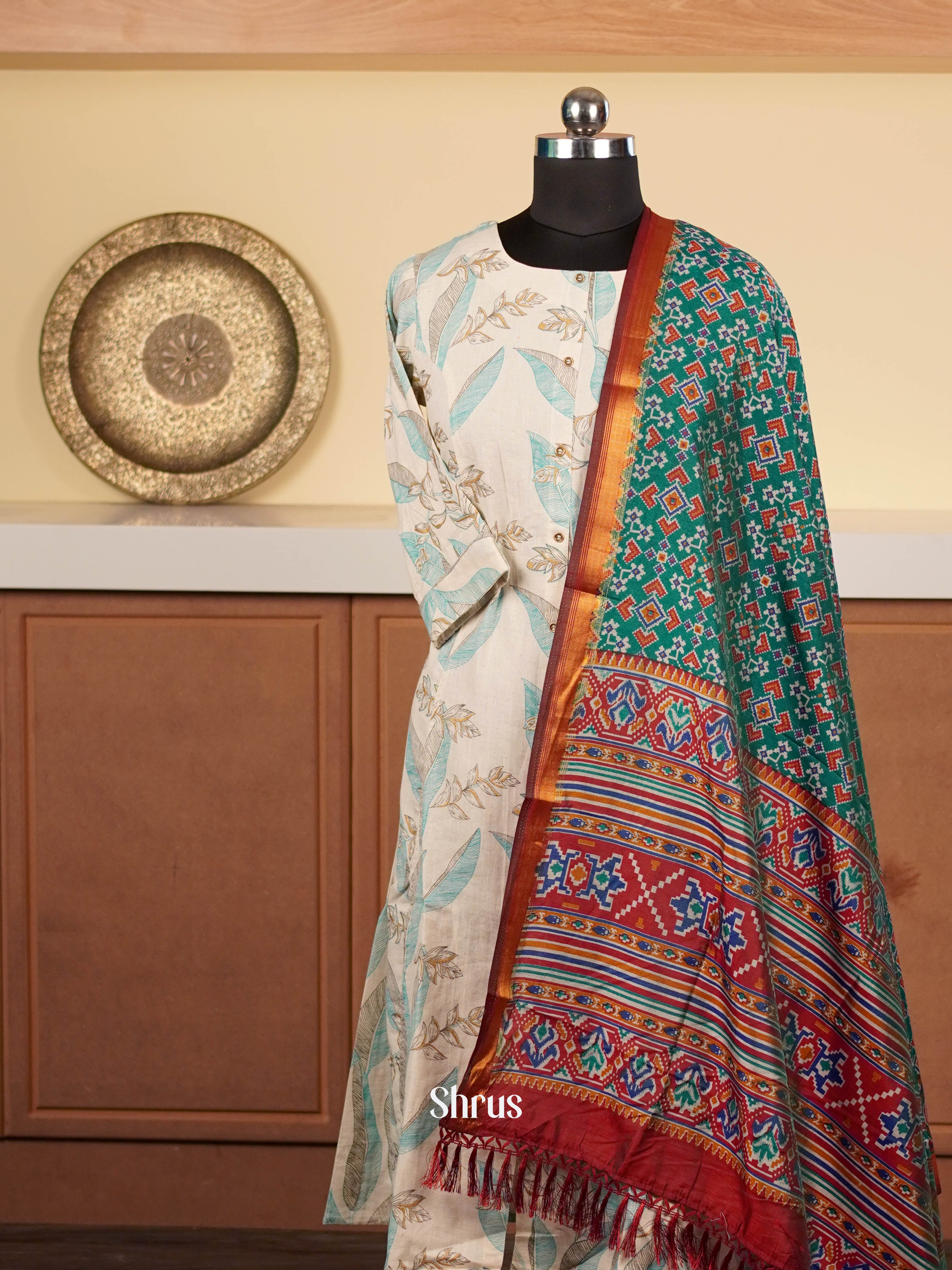 Teal & Maroon - Dupatta - Shop on ShrusEternity.com