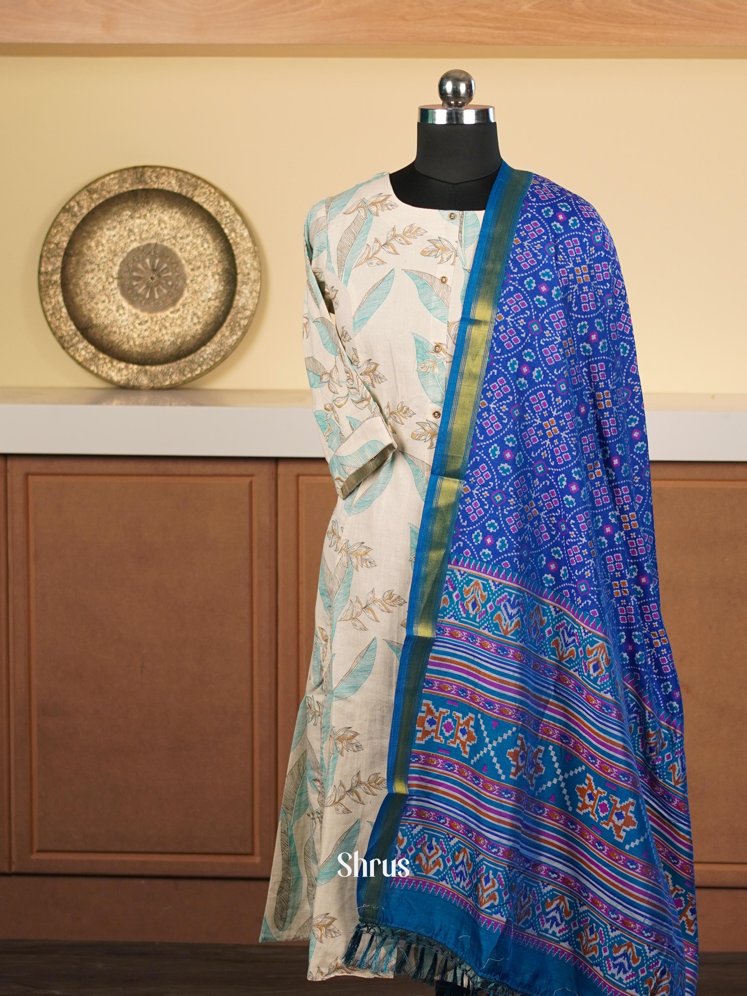 Blue & Magenta - Dupatta - Shop on ShrusEternity.com