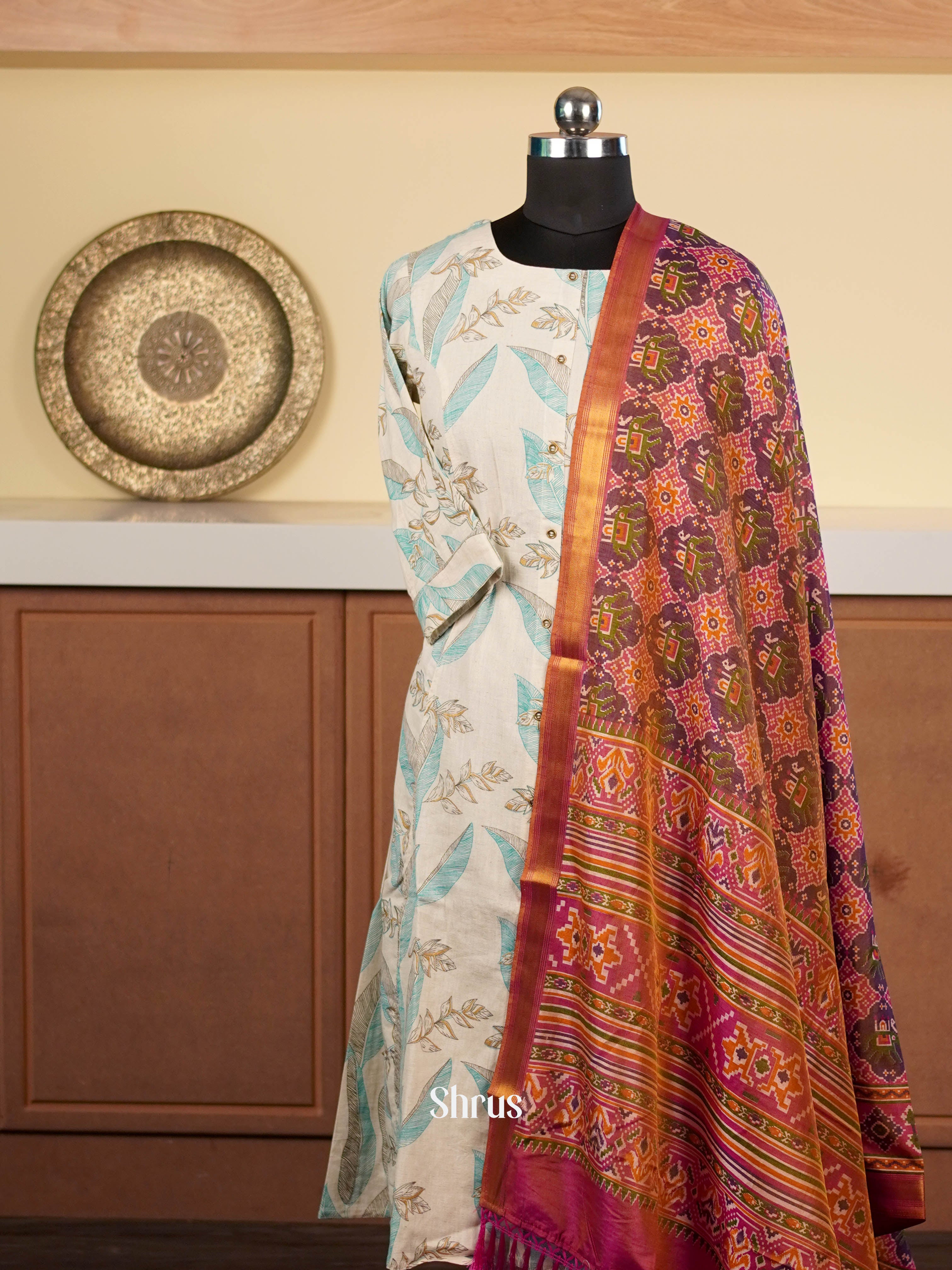 Double Shaded Pink - Dupatta - Shop on ShrusEternity.com