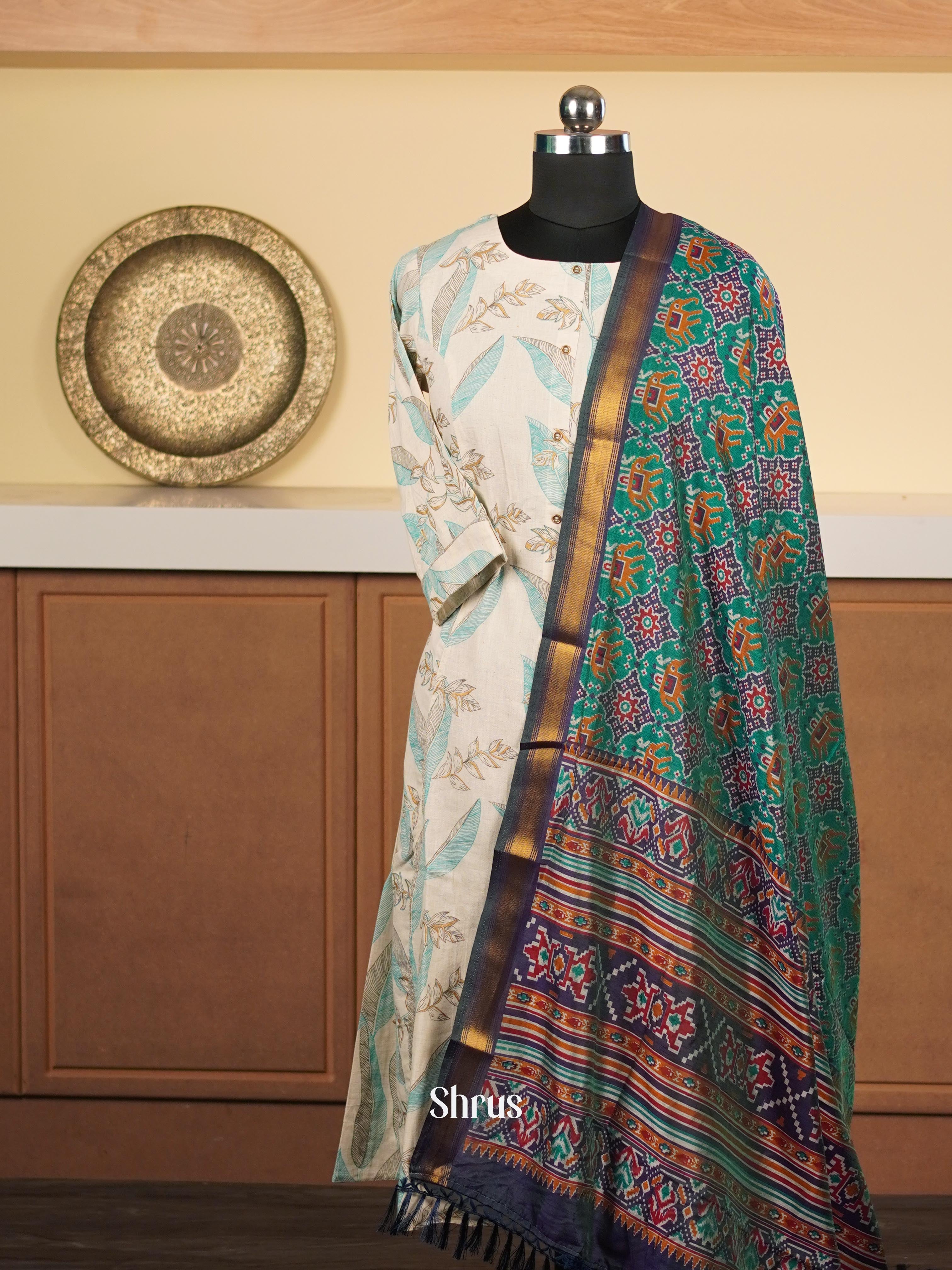 Teal & Indigo - Dupatta - Shop on ShrusEternity.com