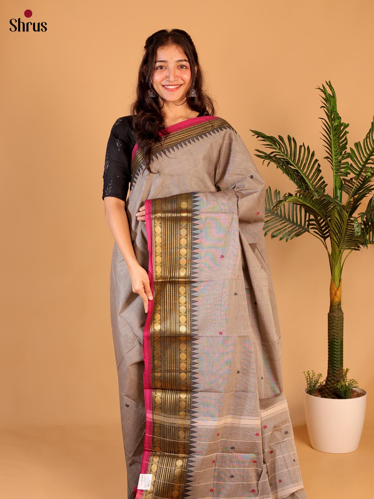 Grey & Pink - Chettinad Cotton Saree - Shop on ShrusEternity.com