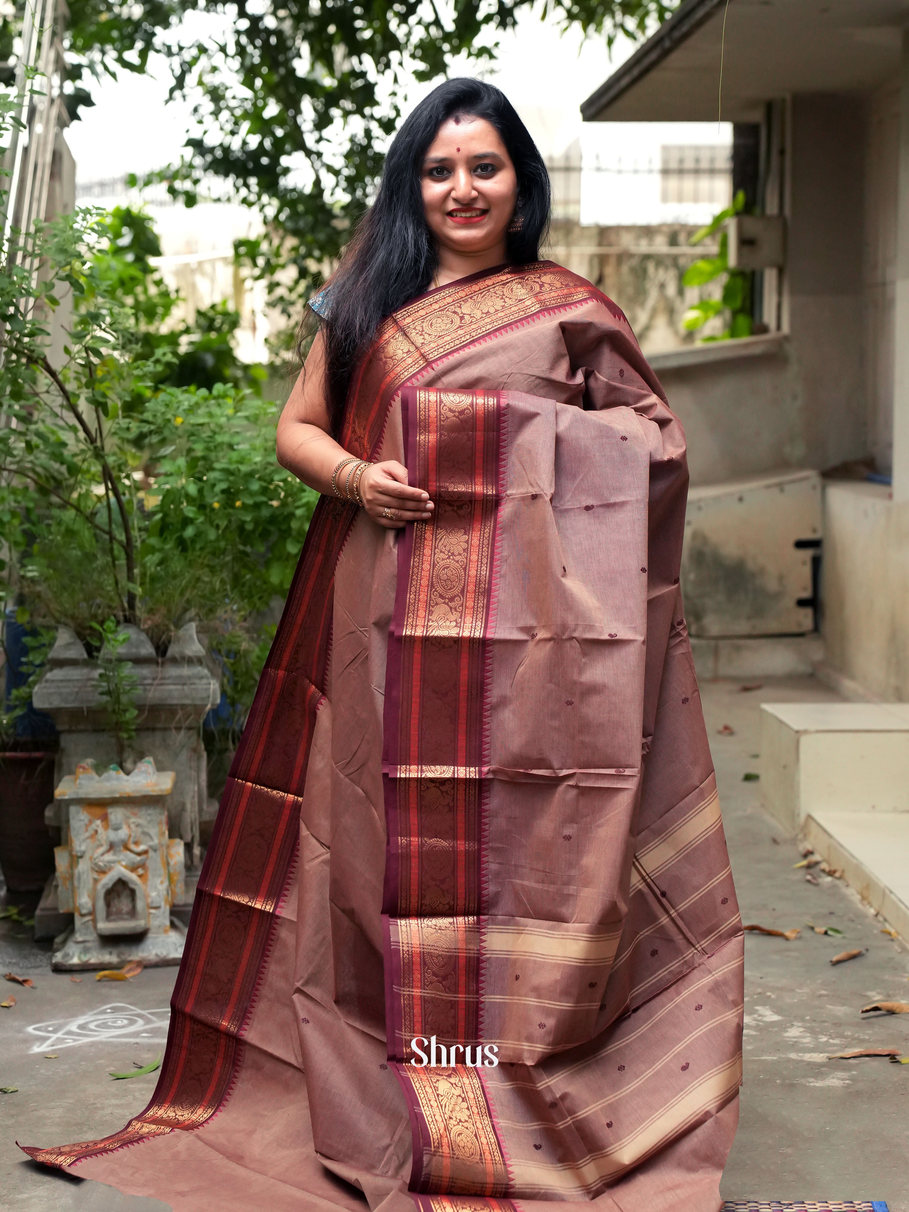 Onion Peel & Brown- Chettinad Cotton Saree - Shop on ShrusEternity.com