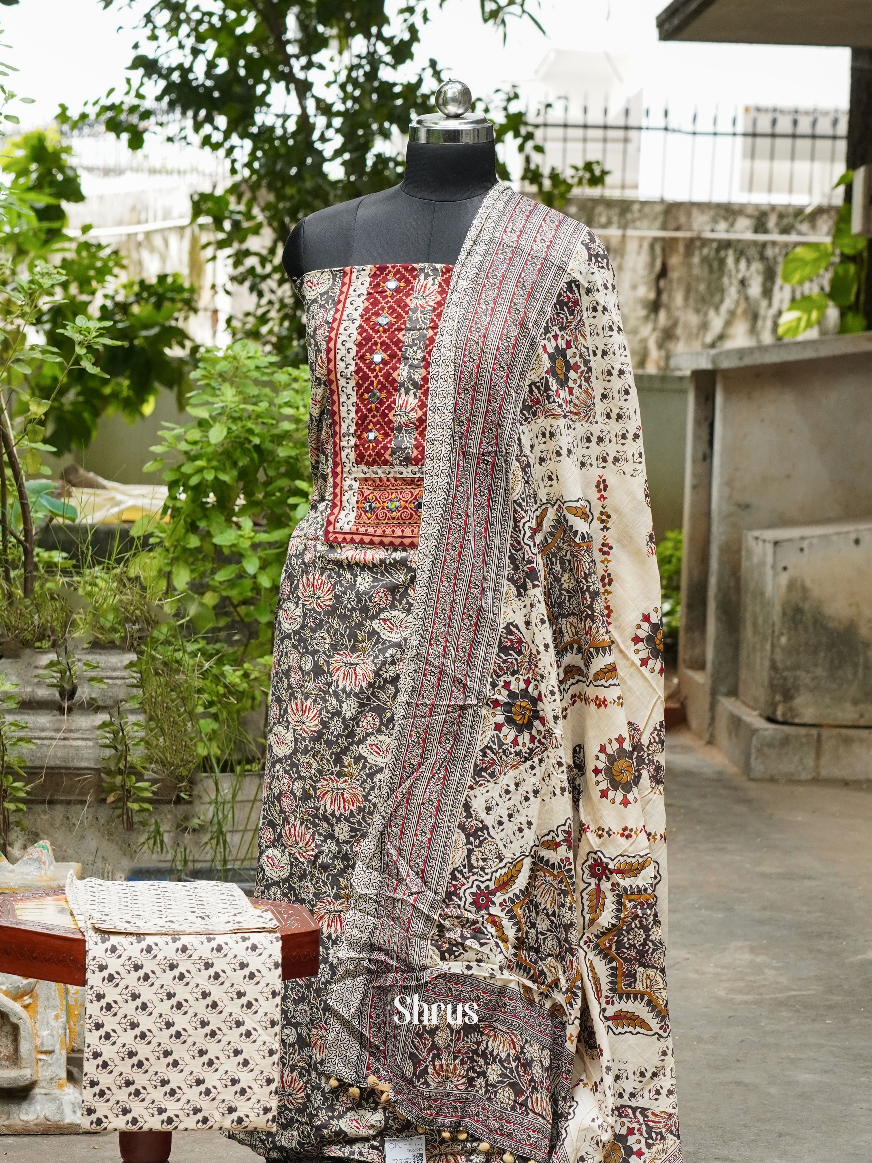 Grey & Cream - kalamkari Salwar - Shop on ShrusEternity.com