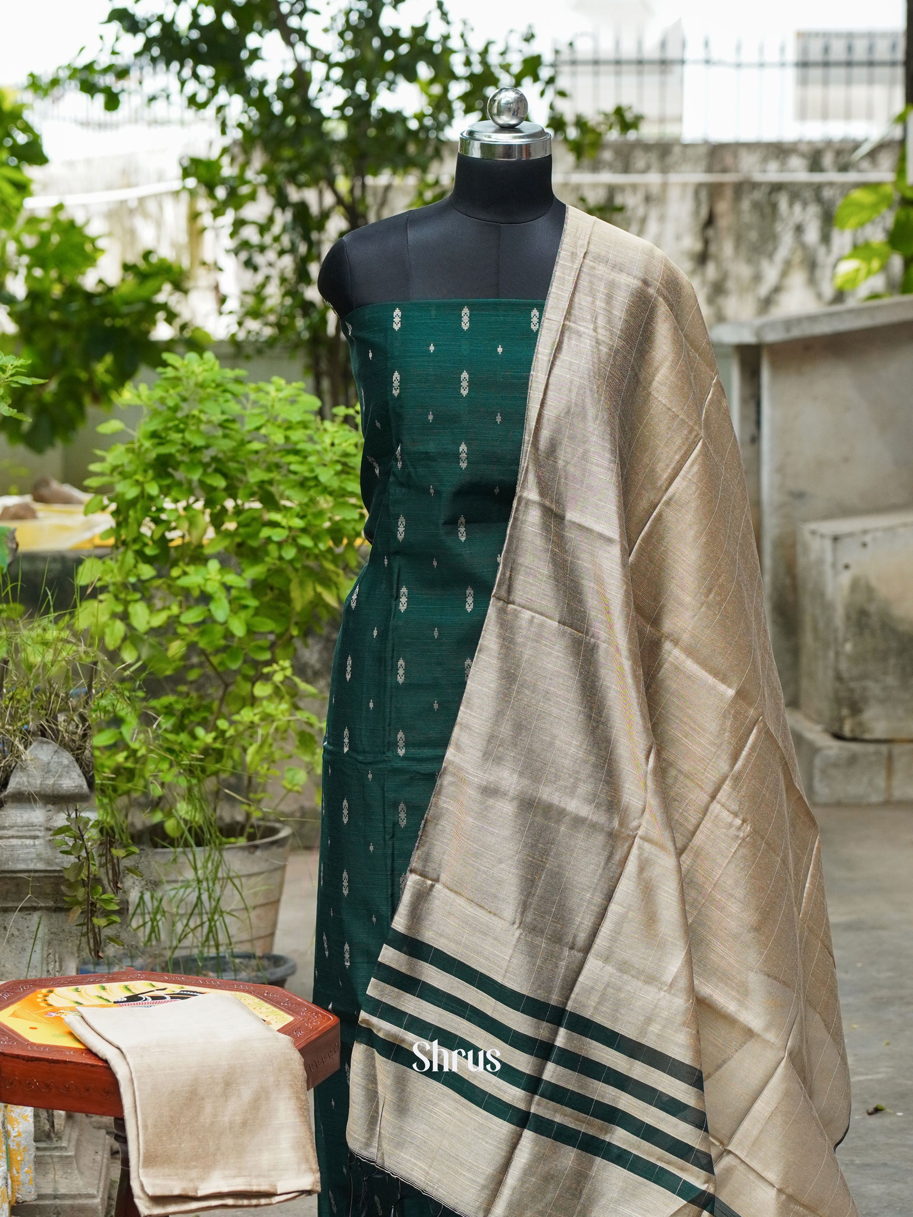 CFS24017 - Shop on ShrusEternity.com