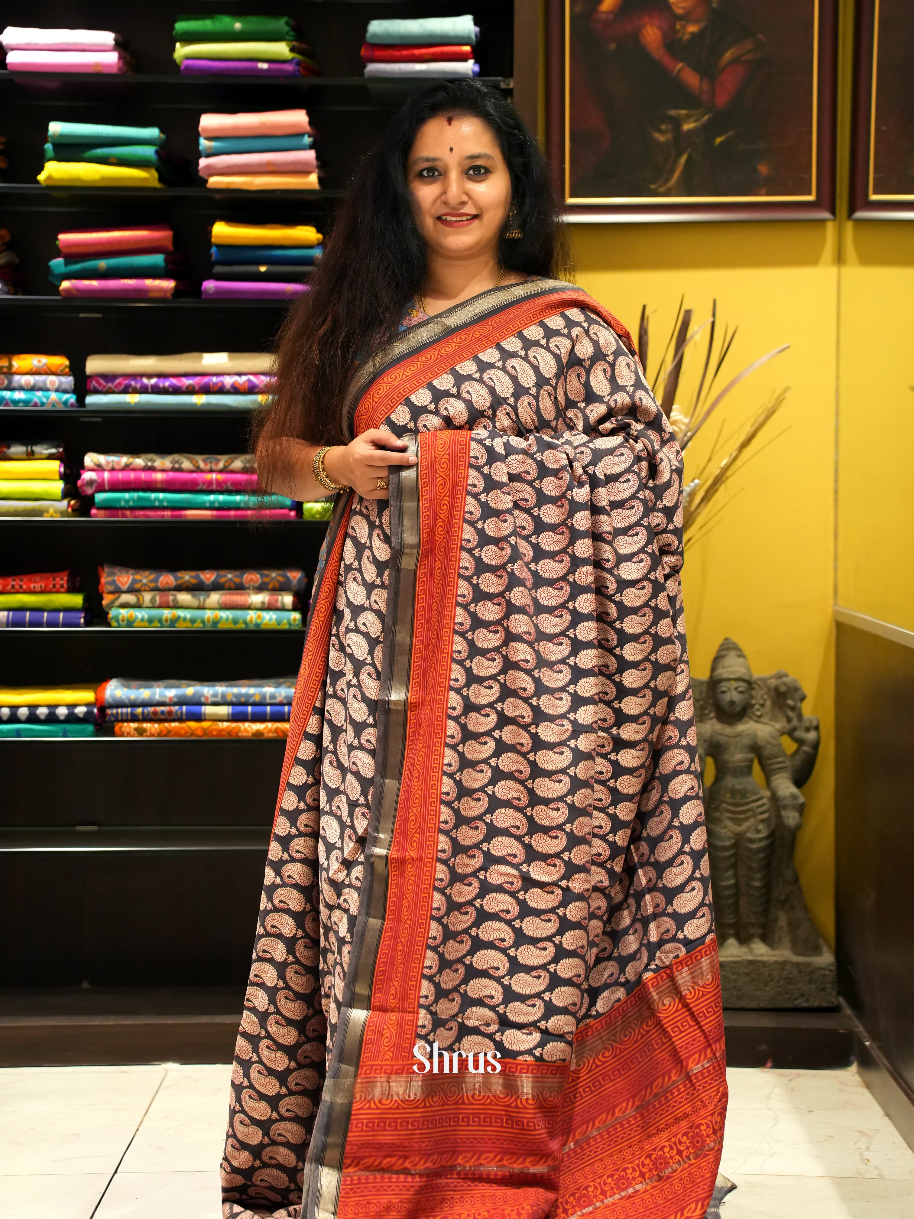 Black & Red - Art Modal Saree - Shop on ShrusEternity.com