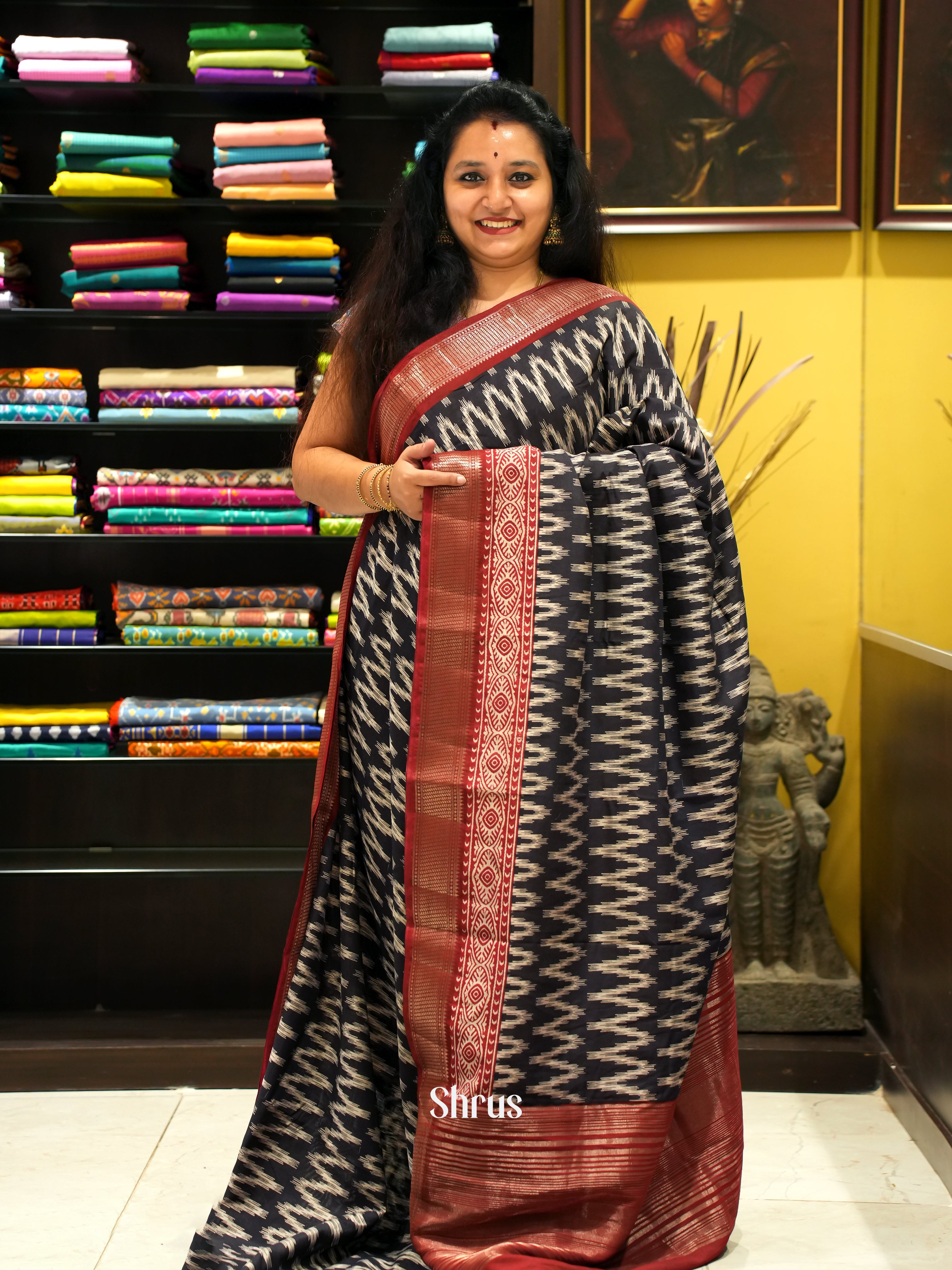 Black & Red - Art Modal Saree - Shop on ShrusEternity.com