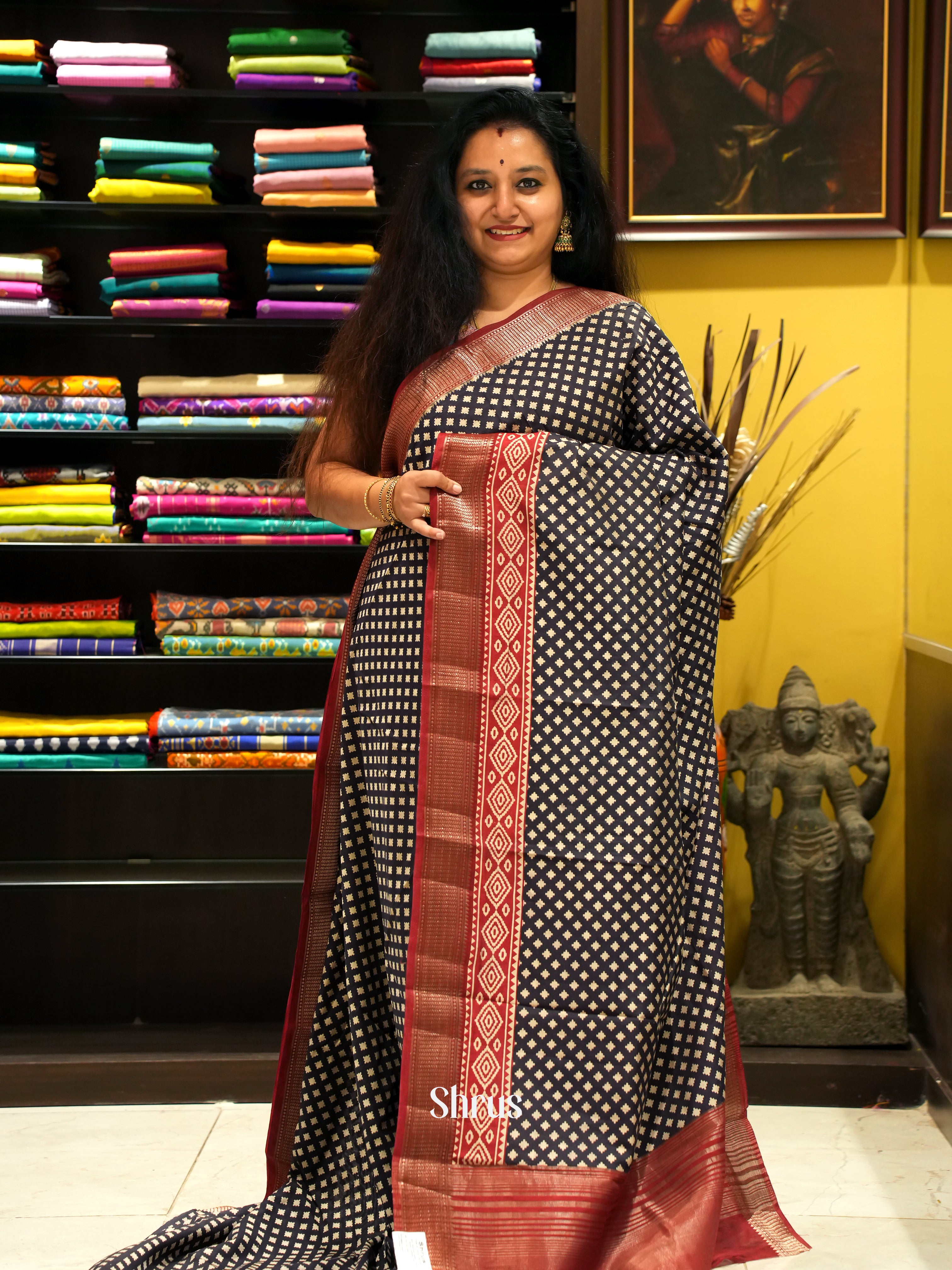 Black & Red - Art Modal Saree - Shop on ShrusEternity.com