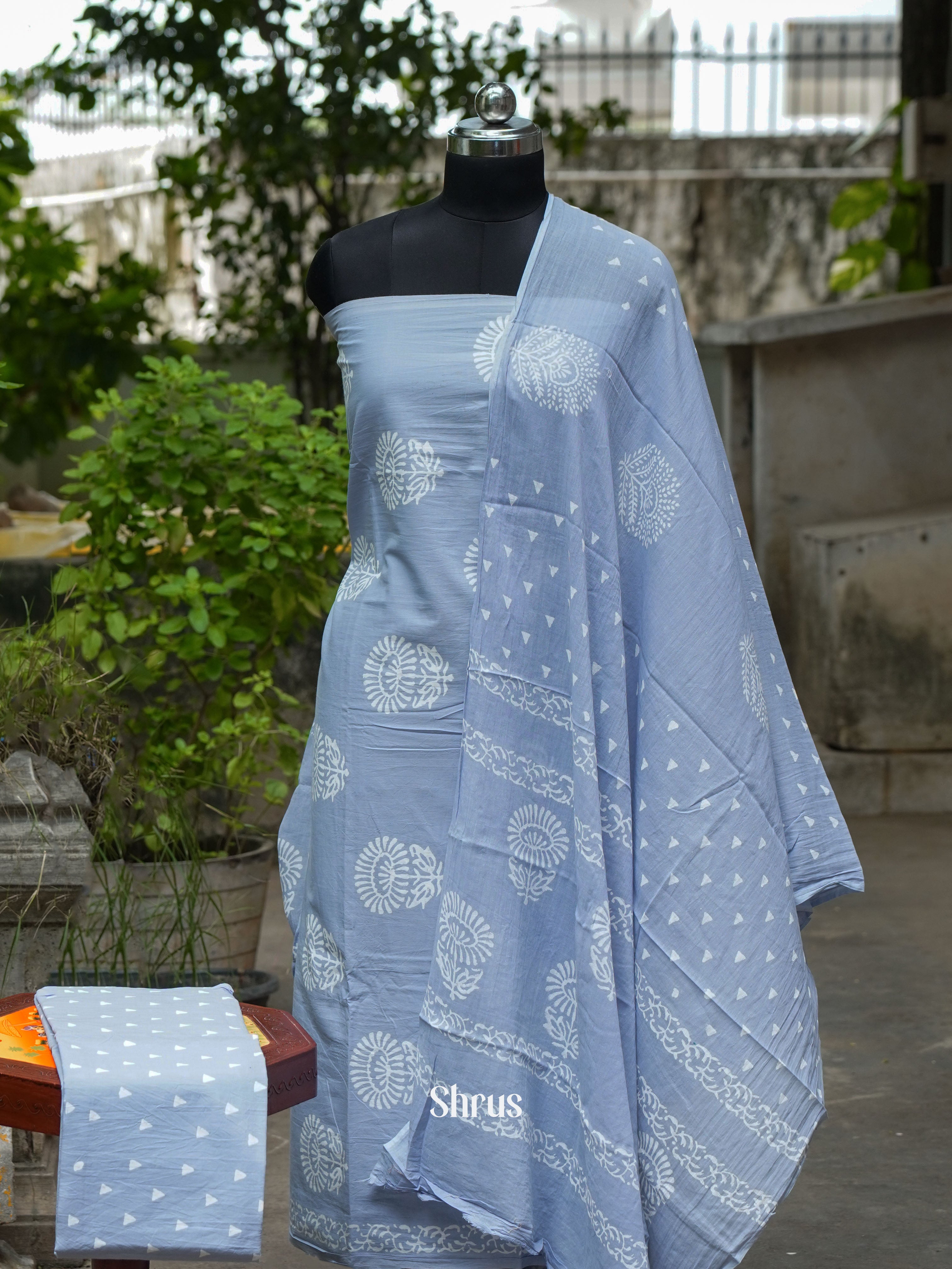 CGS01139- Cotton salwar - Shop on ShrusEternity.com