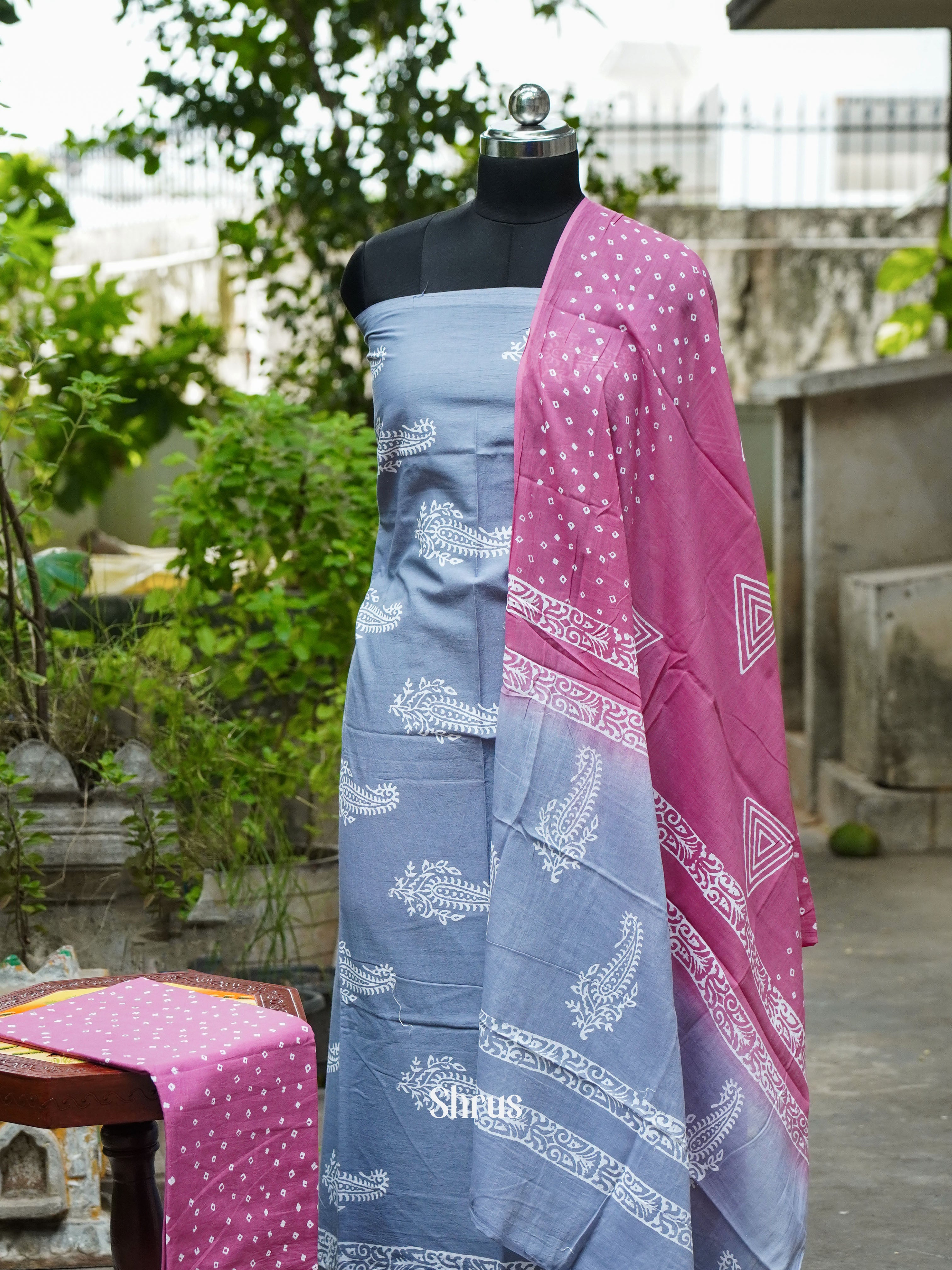 CGS01207- Cotton salwar - Shop on ShrusEternity.com