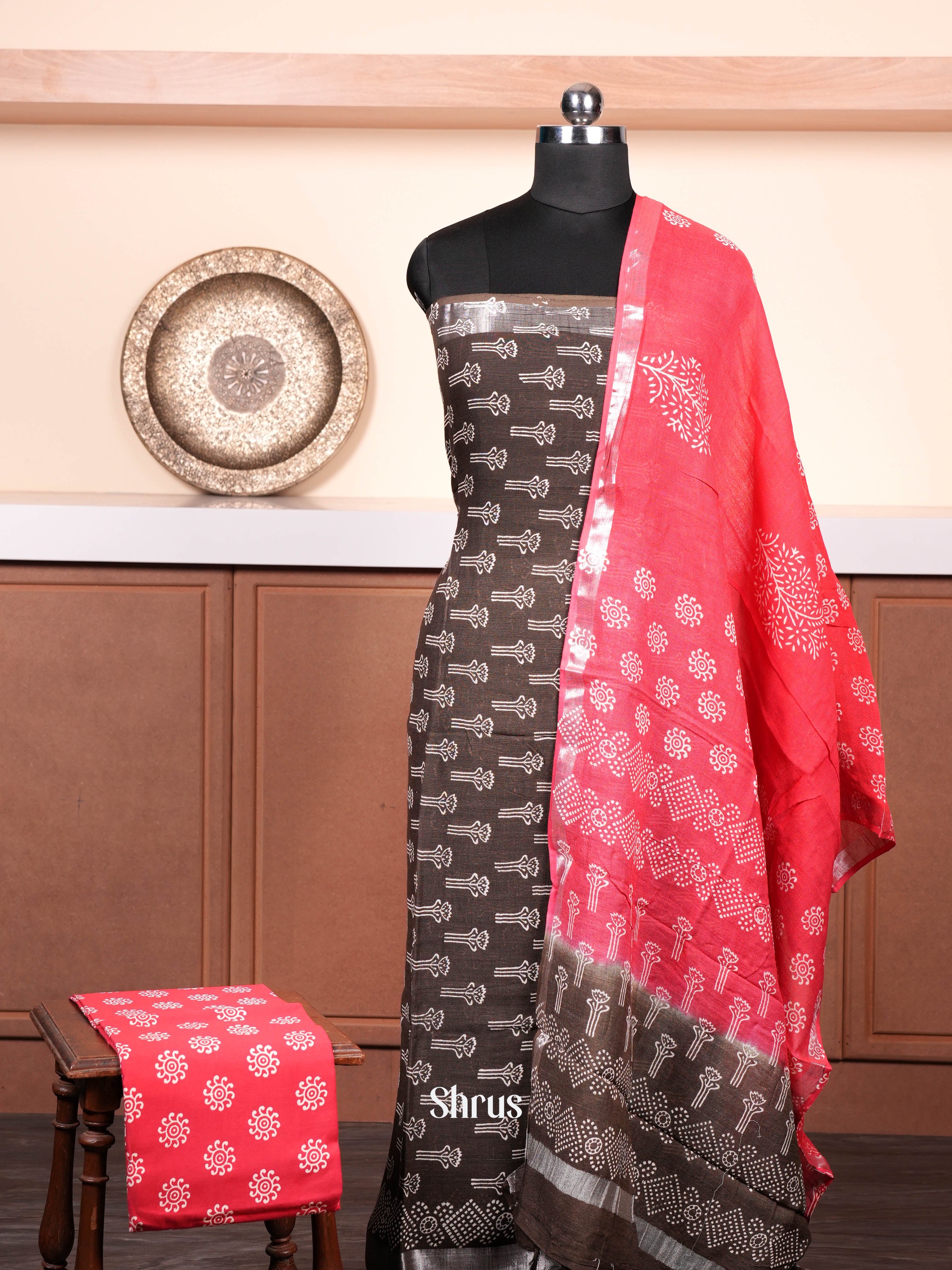 Green & Red - Linen Salwar - Shop on ShrusEternity.com
