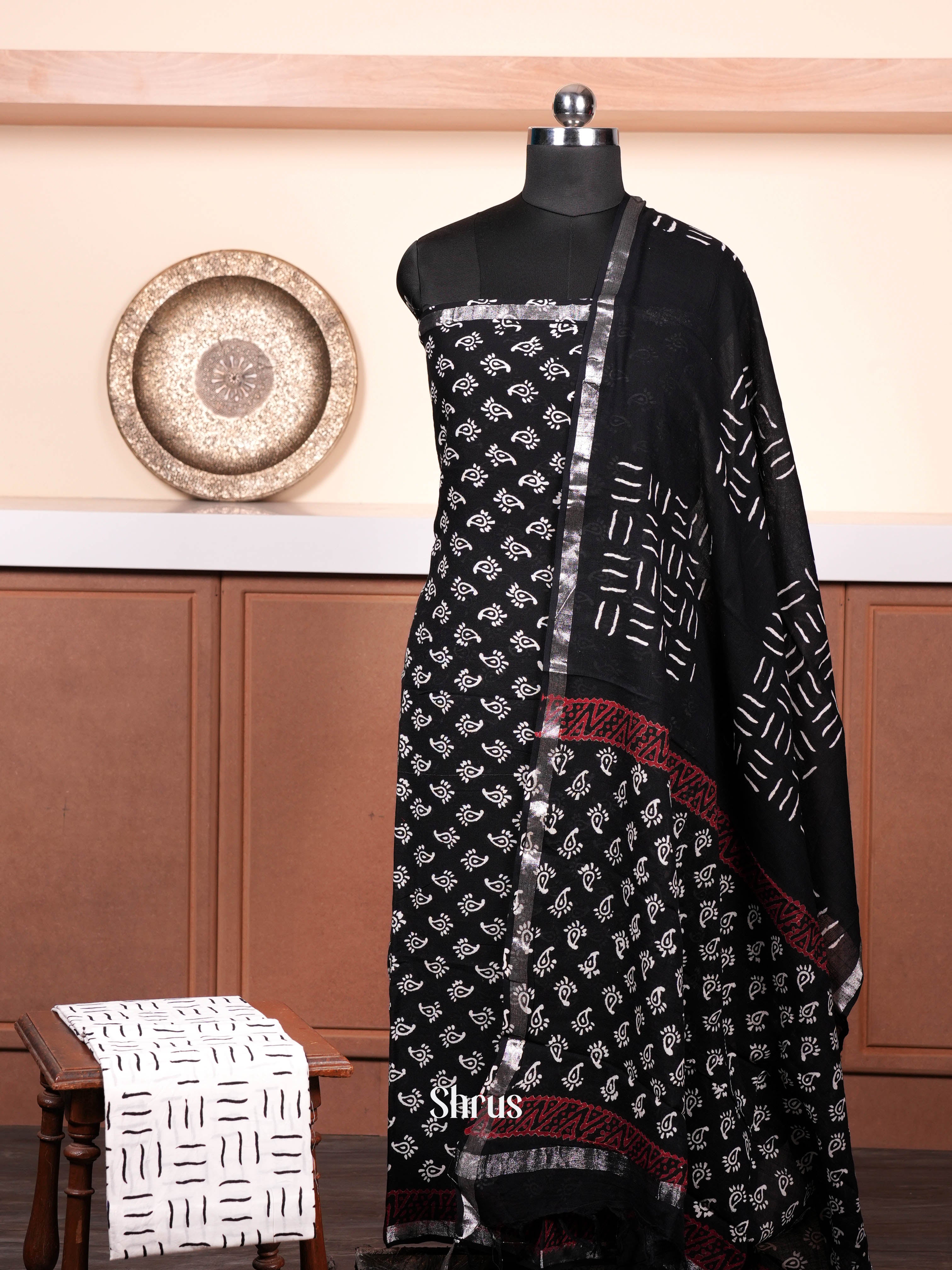 Black & White - Linen Salwar - Shop on ShrusEternity.com