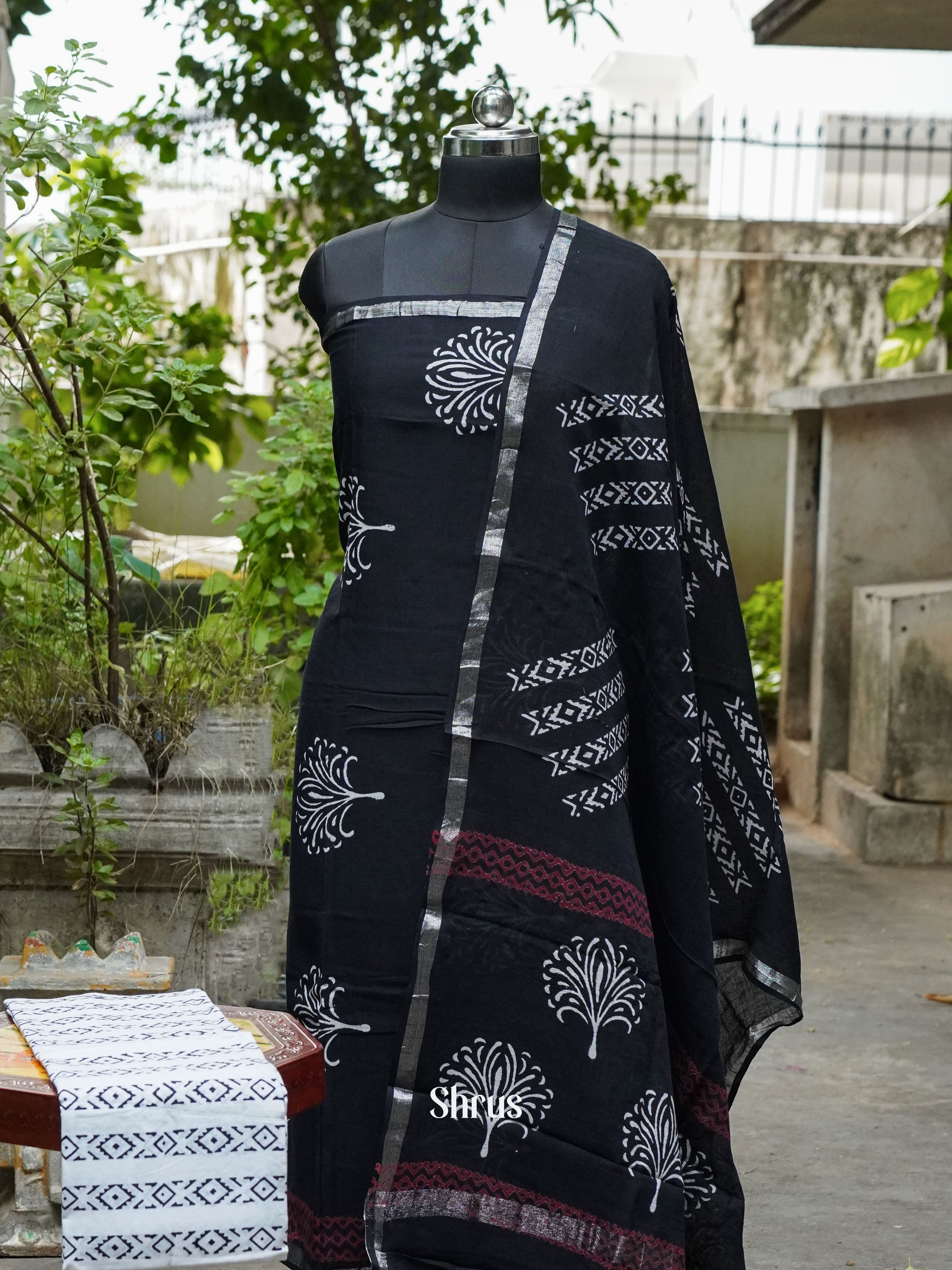 CGS01285 - Cotton salwar - Shop on ShrusEternity.com