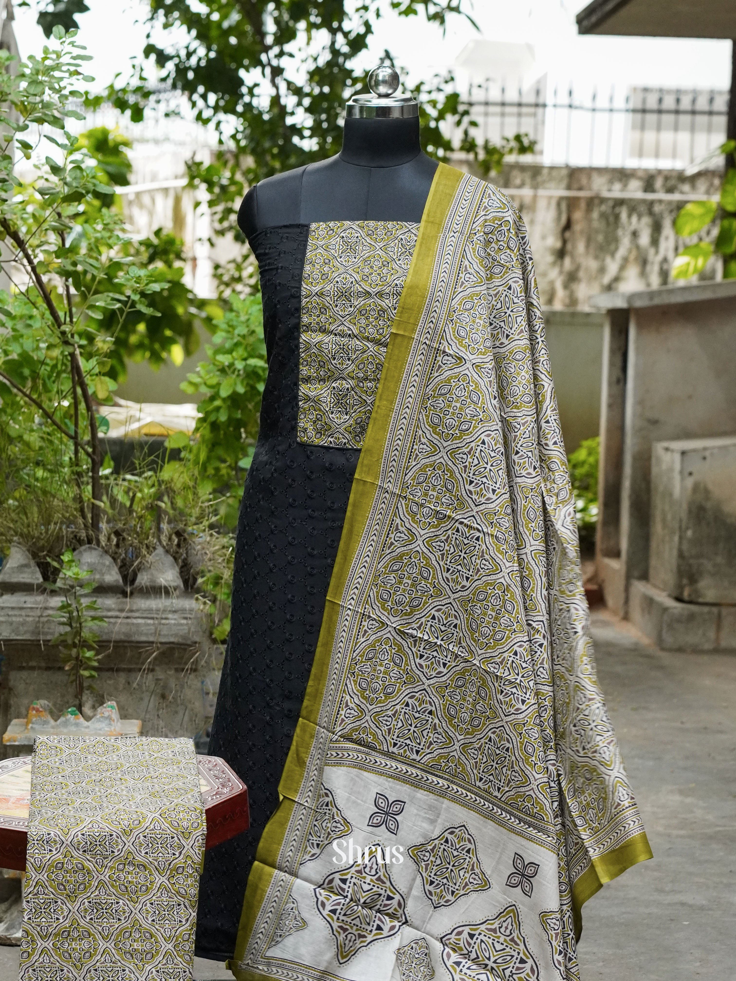 CGS01370 - Cotton salwar - Shop on ShrusEternity.com