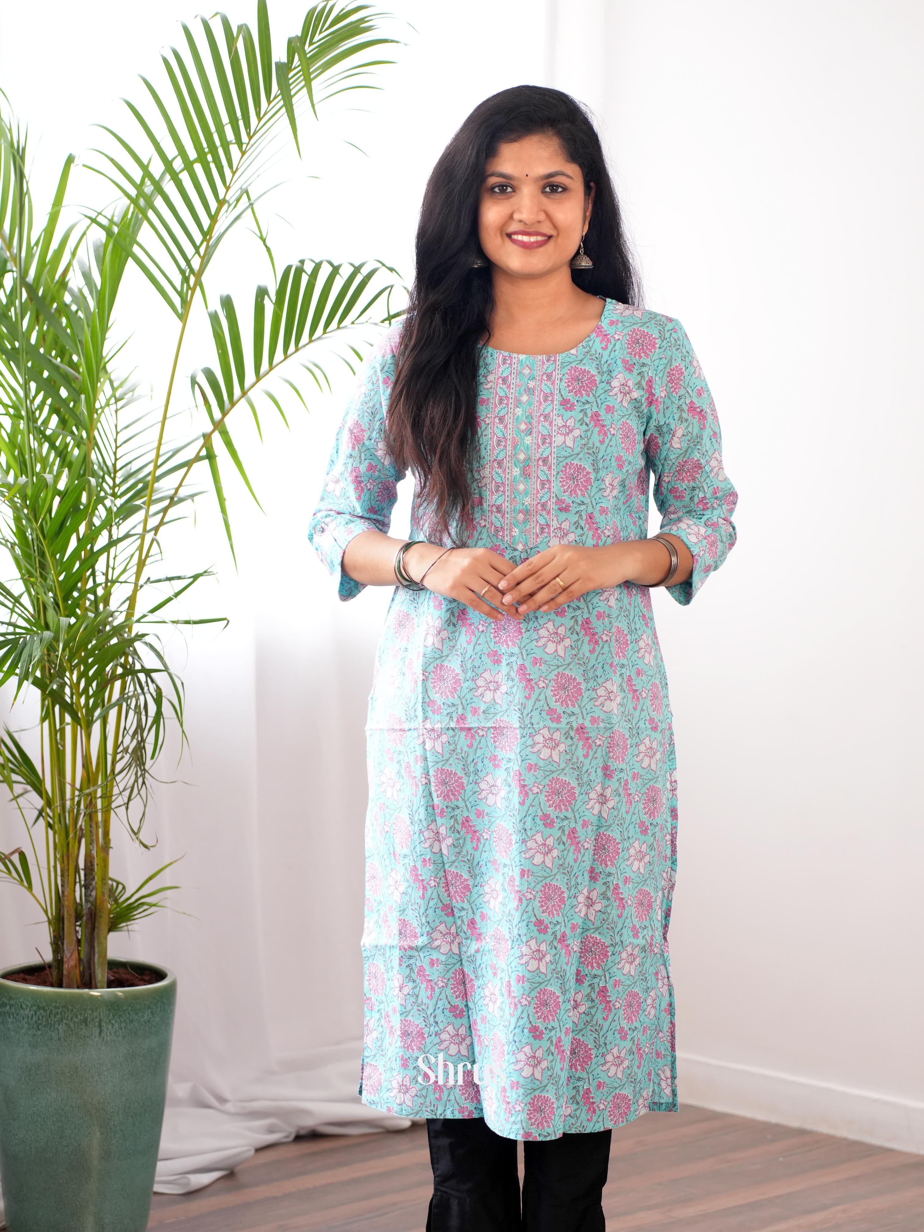 Green - Readymade Kurti - Shop on ShrusEternity.com
