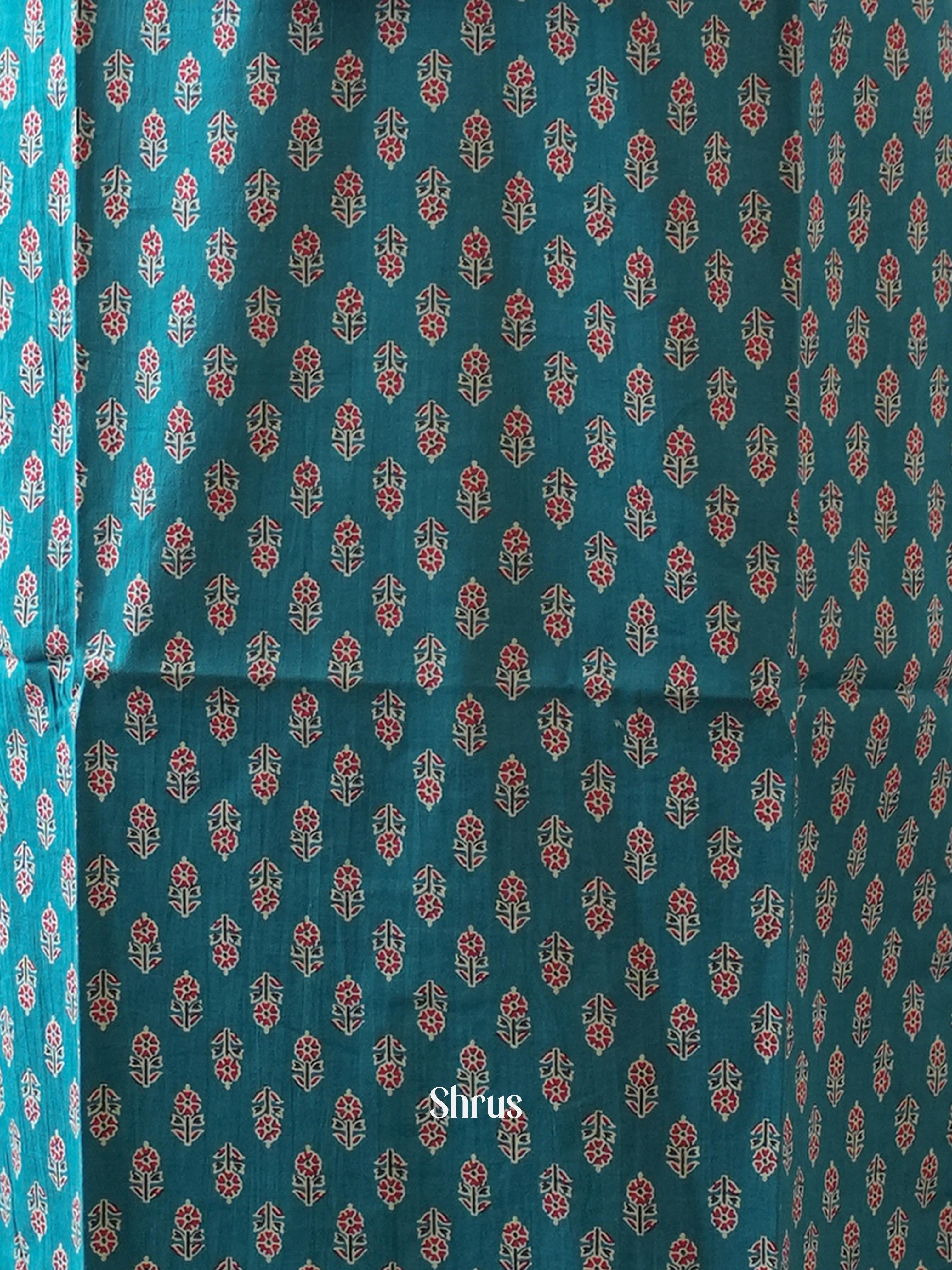 Green - Readymade kurti - Shop on ShrusEternity.com