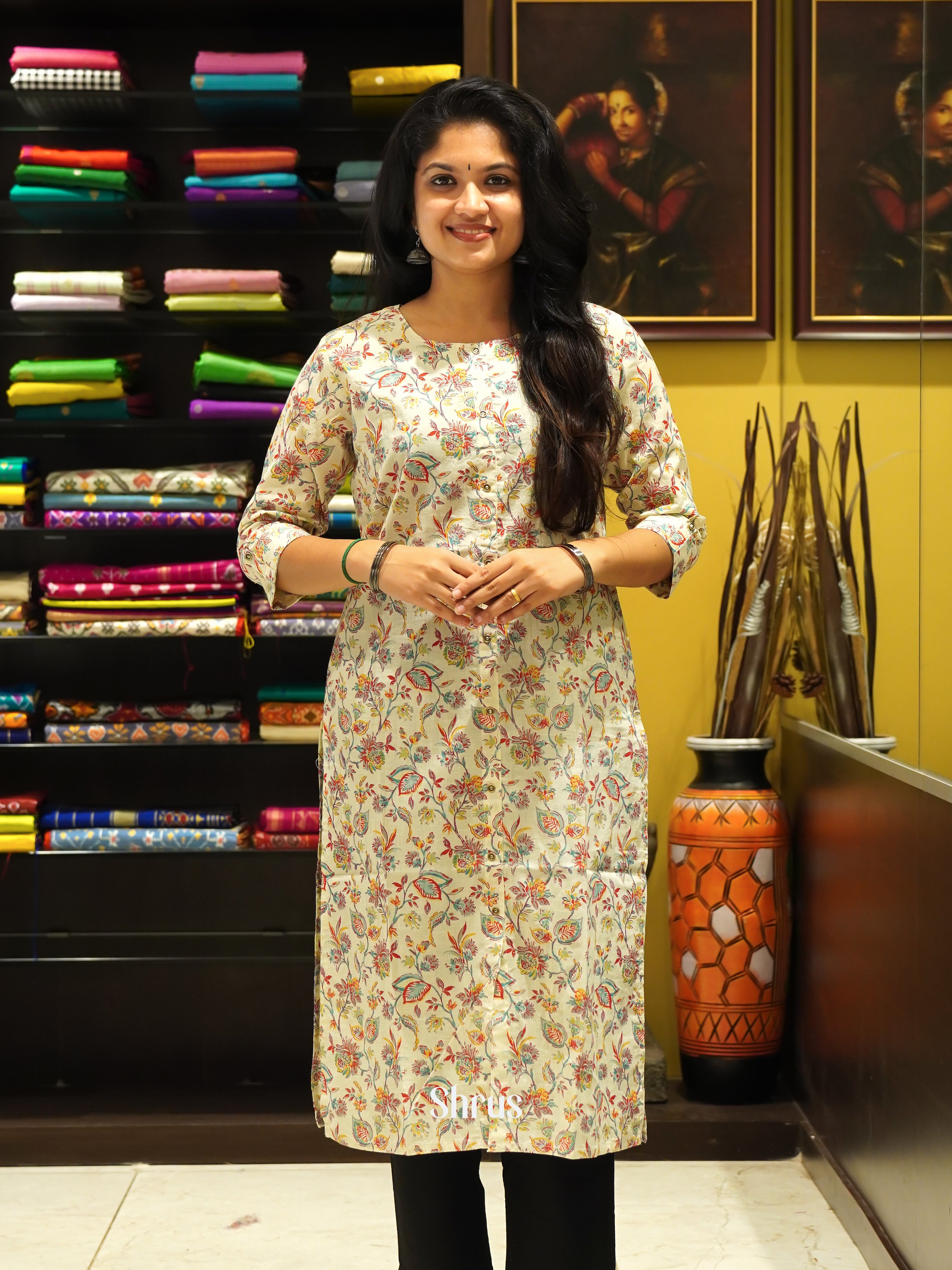 Light Green & Red - Readymade Kurti - Shop on ShrusEternity.com