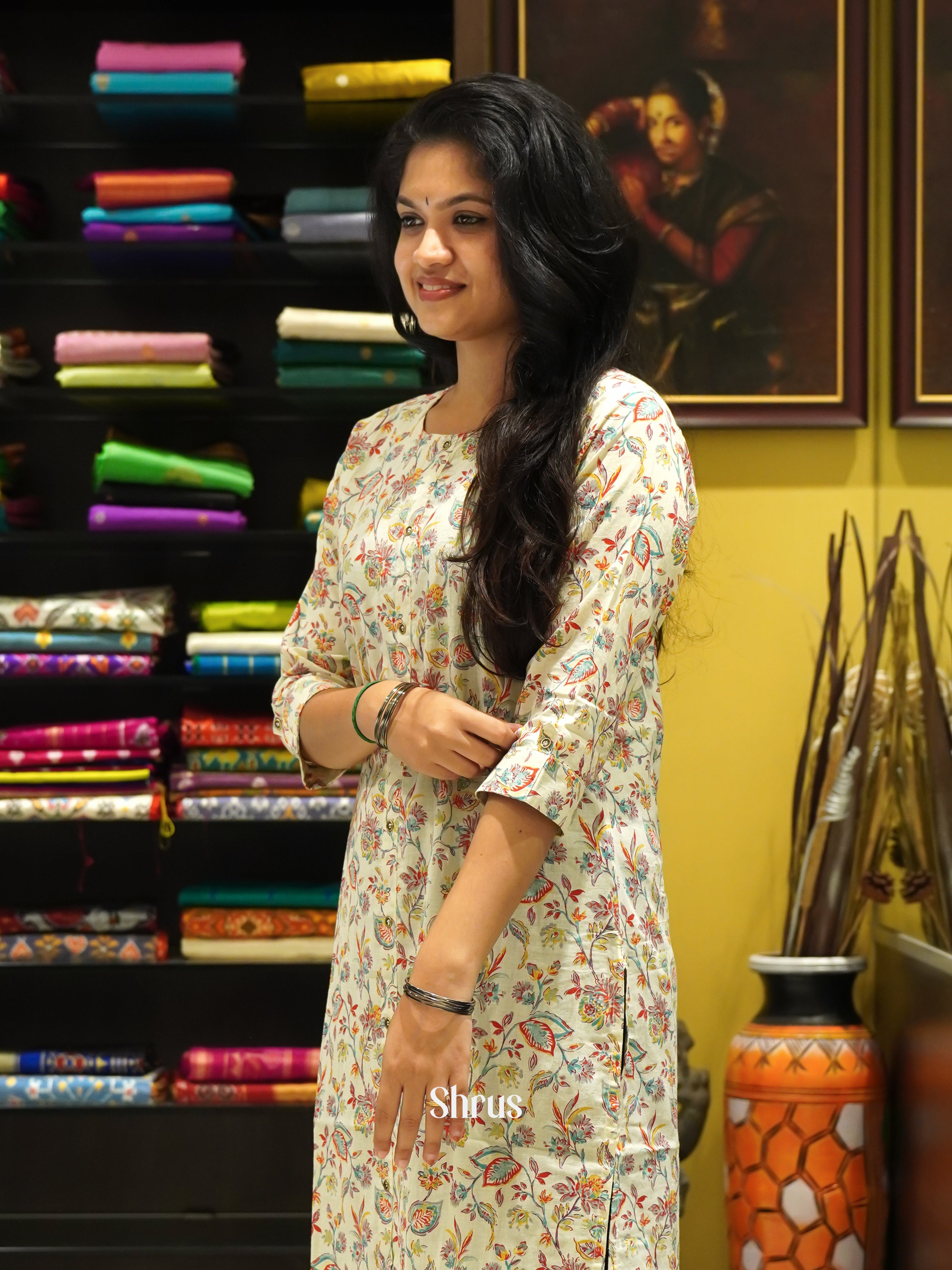 Light Green & Red - Readymade Kurti - Shop on ShrusEternity.com