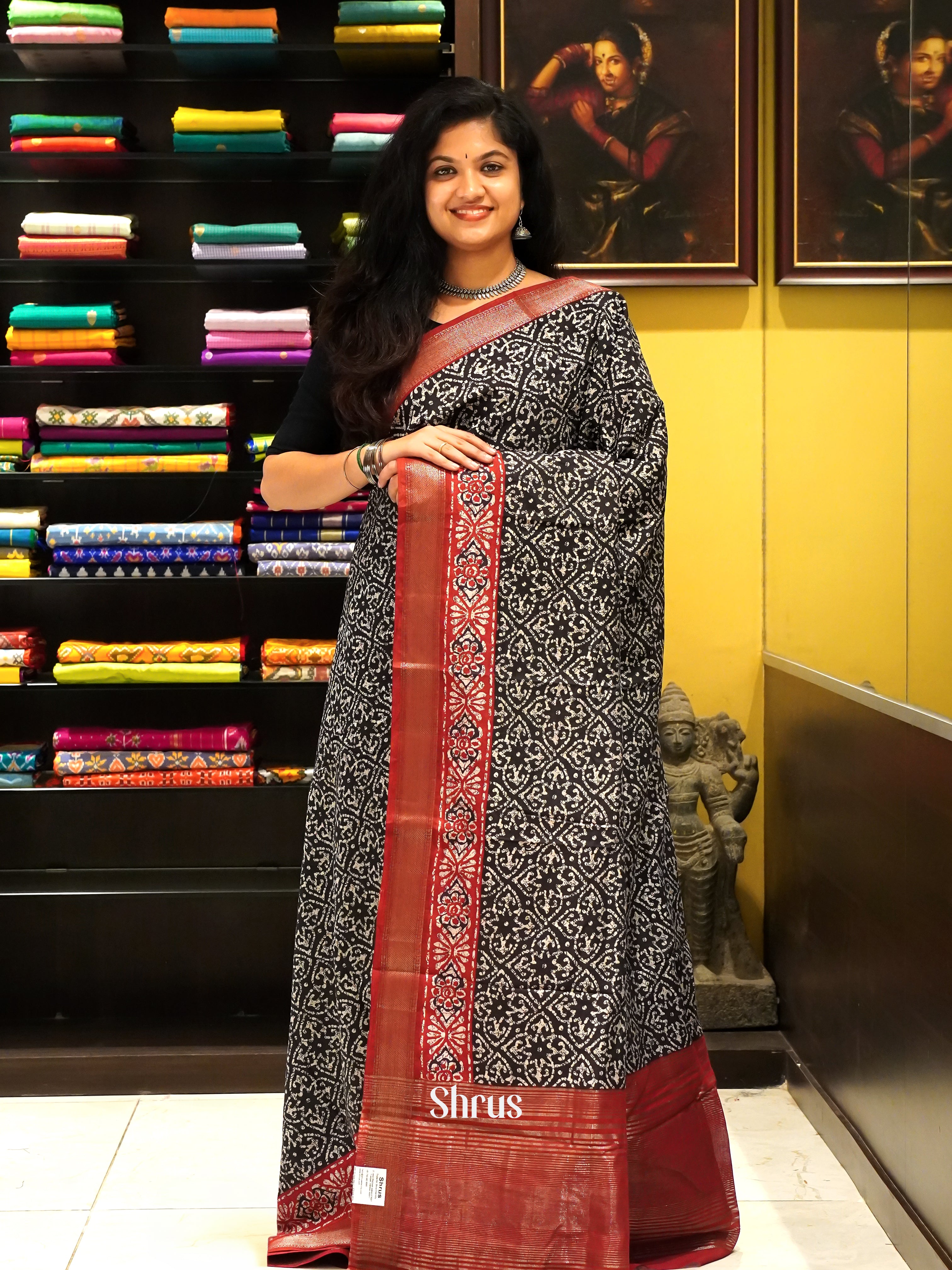 Black & Red - Art Modal Saree - Shop on ShrusEternity.com