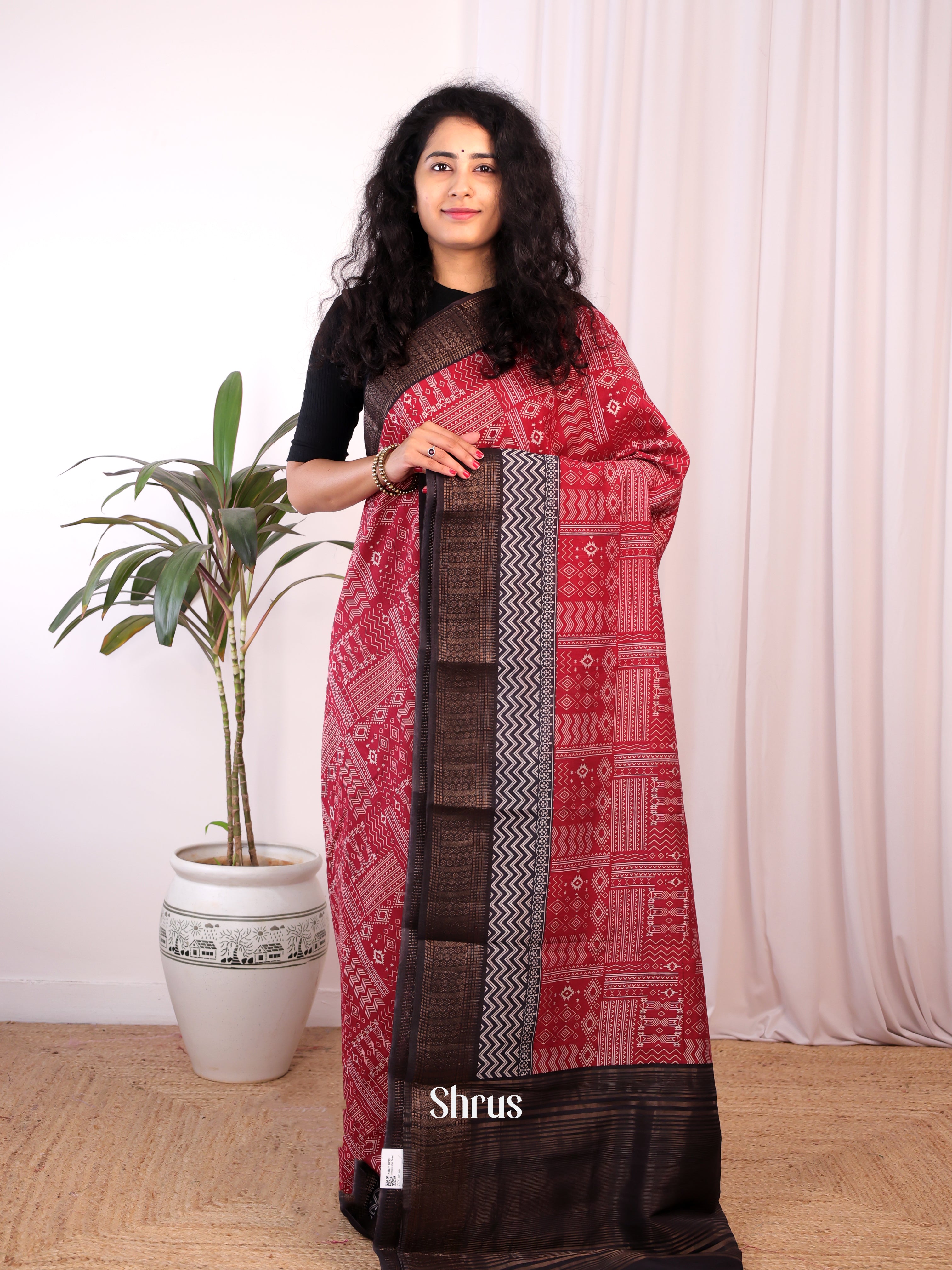 Red & Black - Art Modal Saree - Shop on ShrusEternity.com